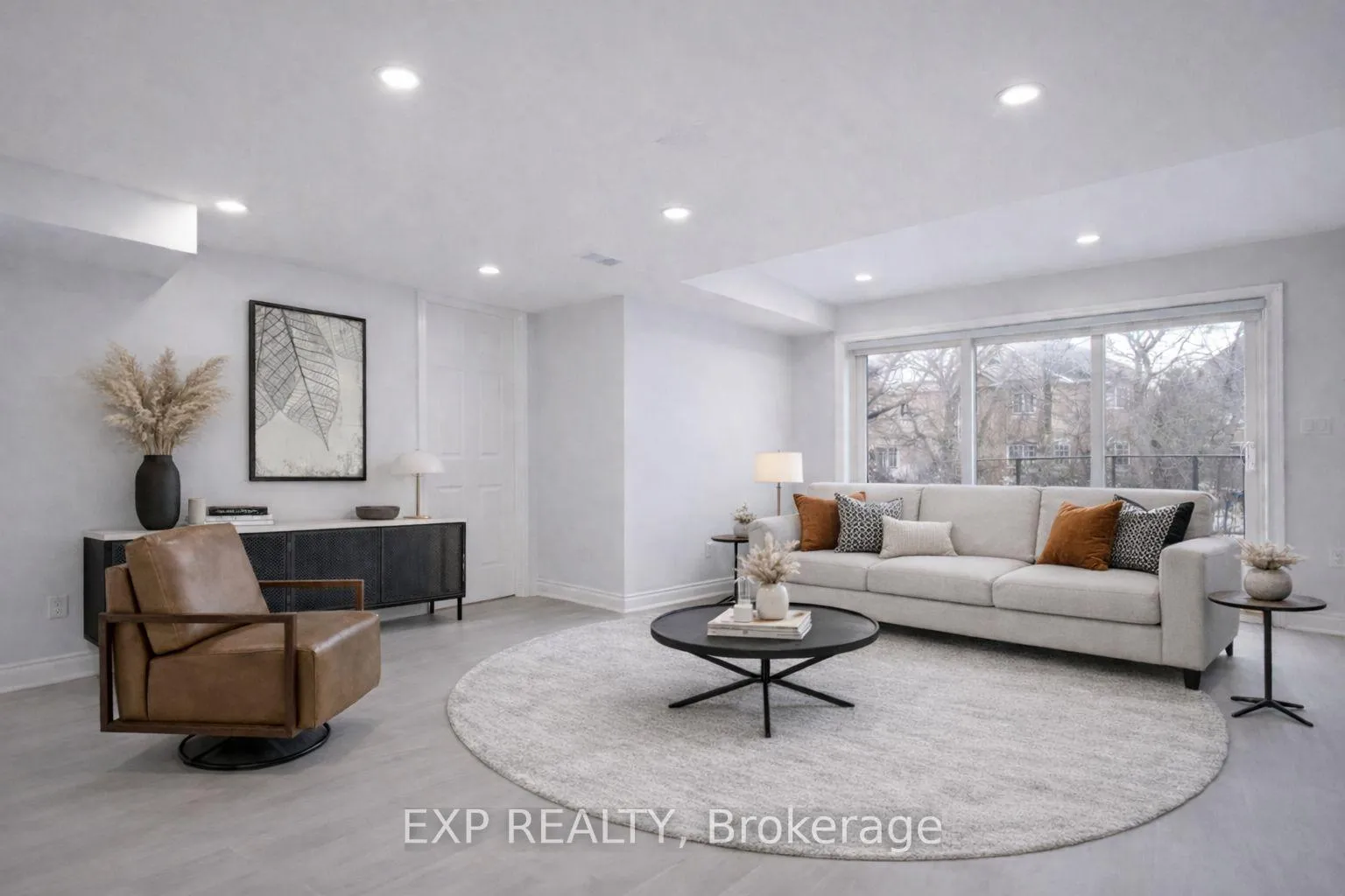 Photo 37 of 51 Ahchie Court, Vaughan, Patterson — HOMEH