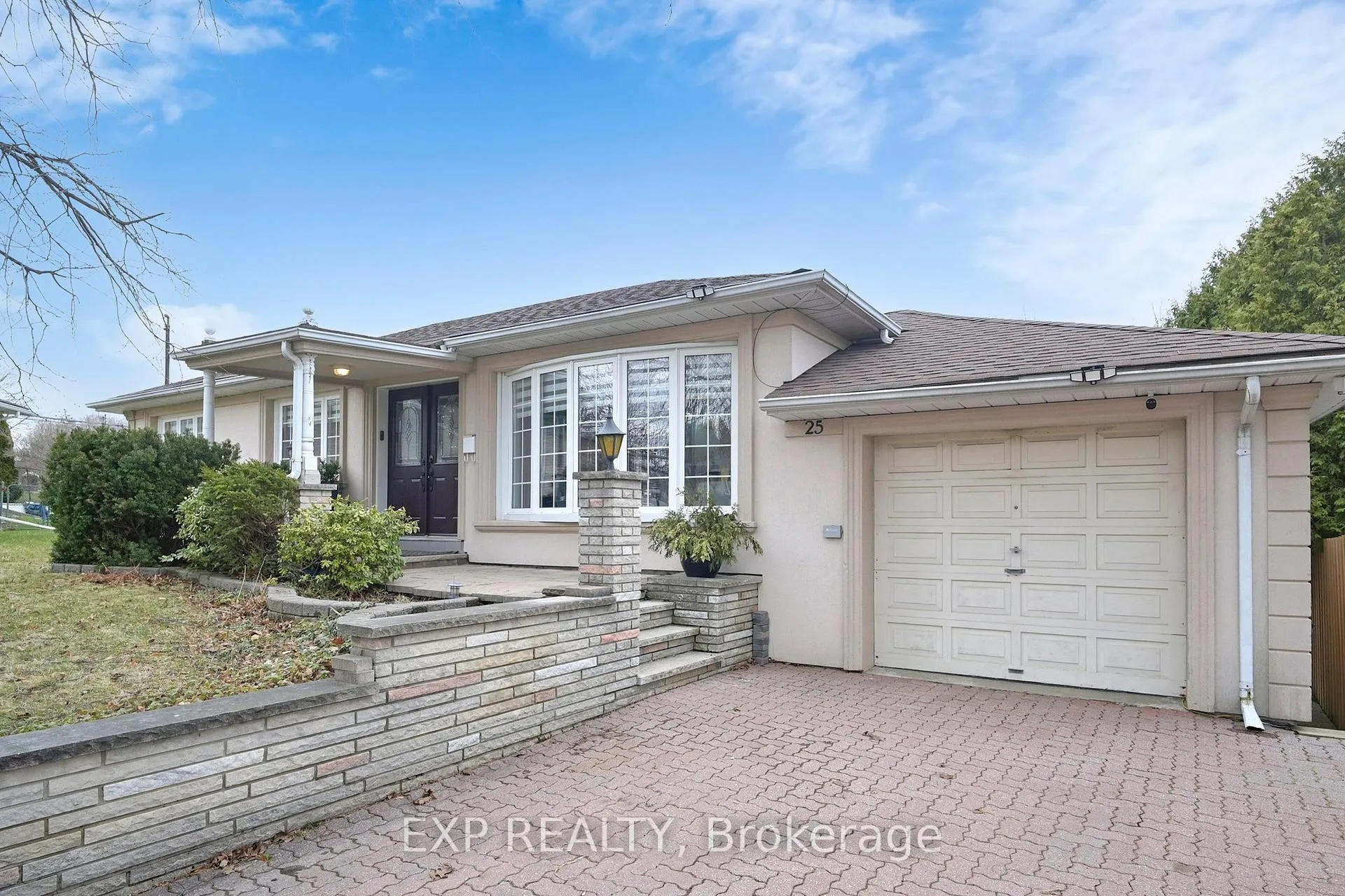 Photo 1 of 25 Mcmanus Road, Etobicoke, Kingsview Village-The Westway — HOMEH