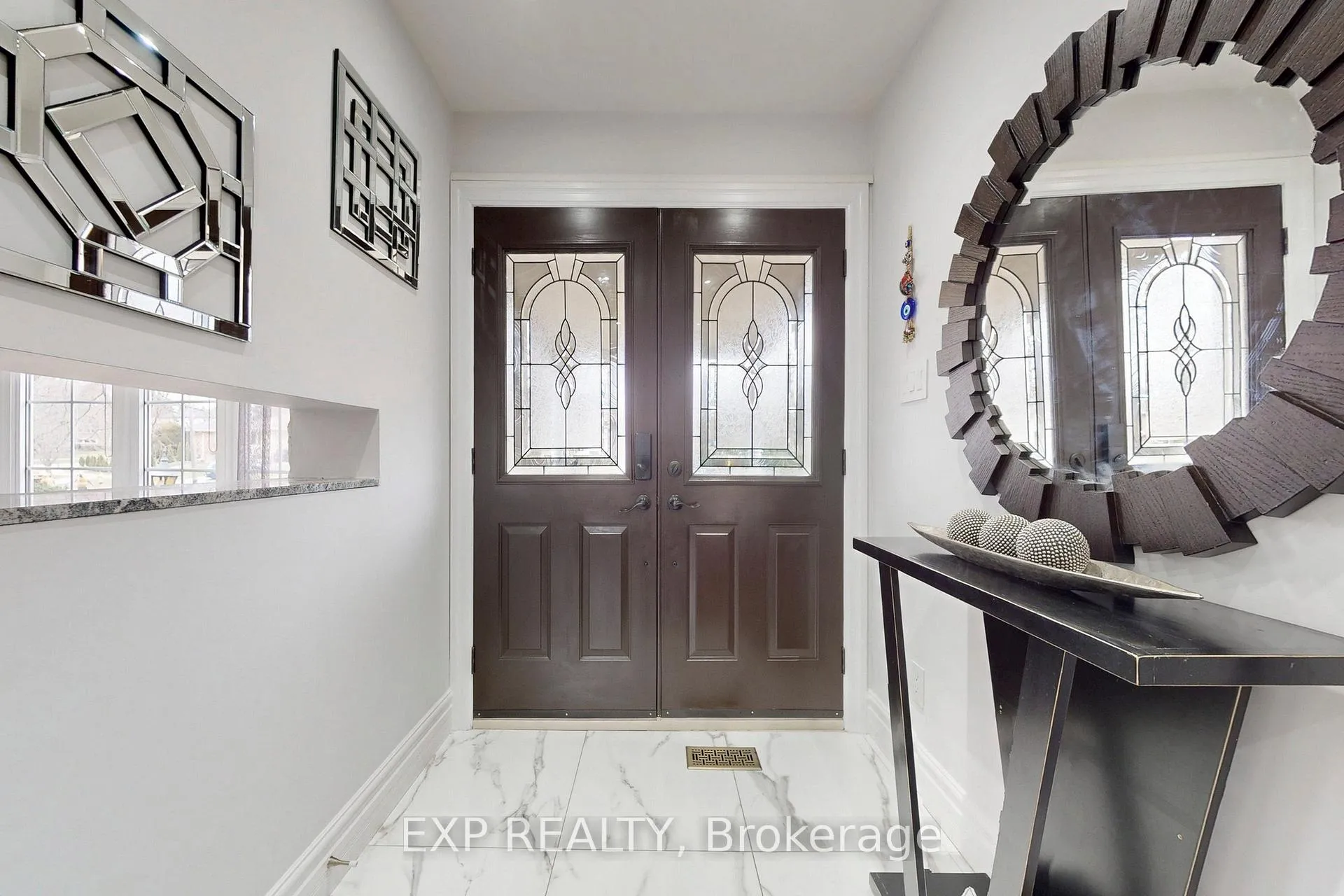 Photo 4 of 25 Mcmanus Road, Etobicoke, Kingsview Village-The Westway — HOMEH