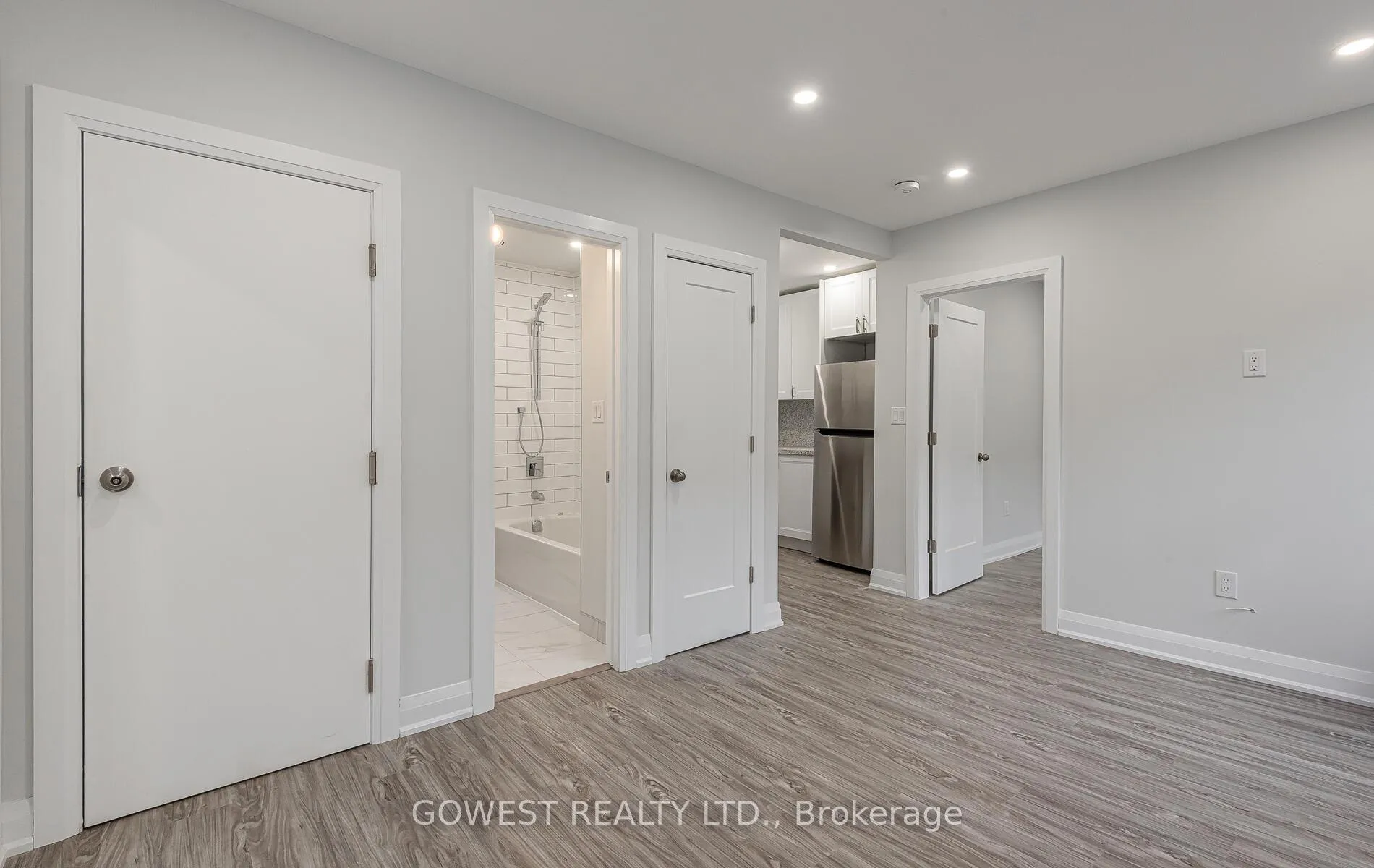 Photo 7 of Unit 2, 312 Quebec Avenue, Toronto, High Park North — HOMEH
