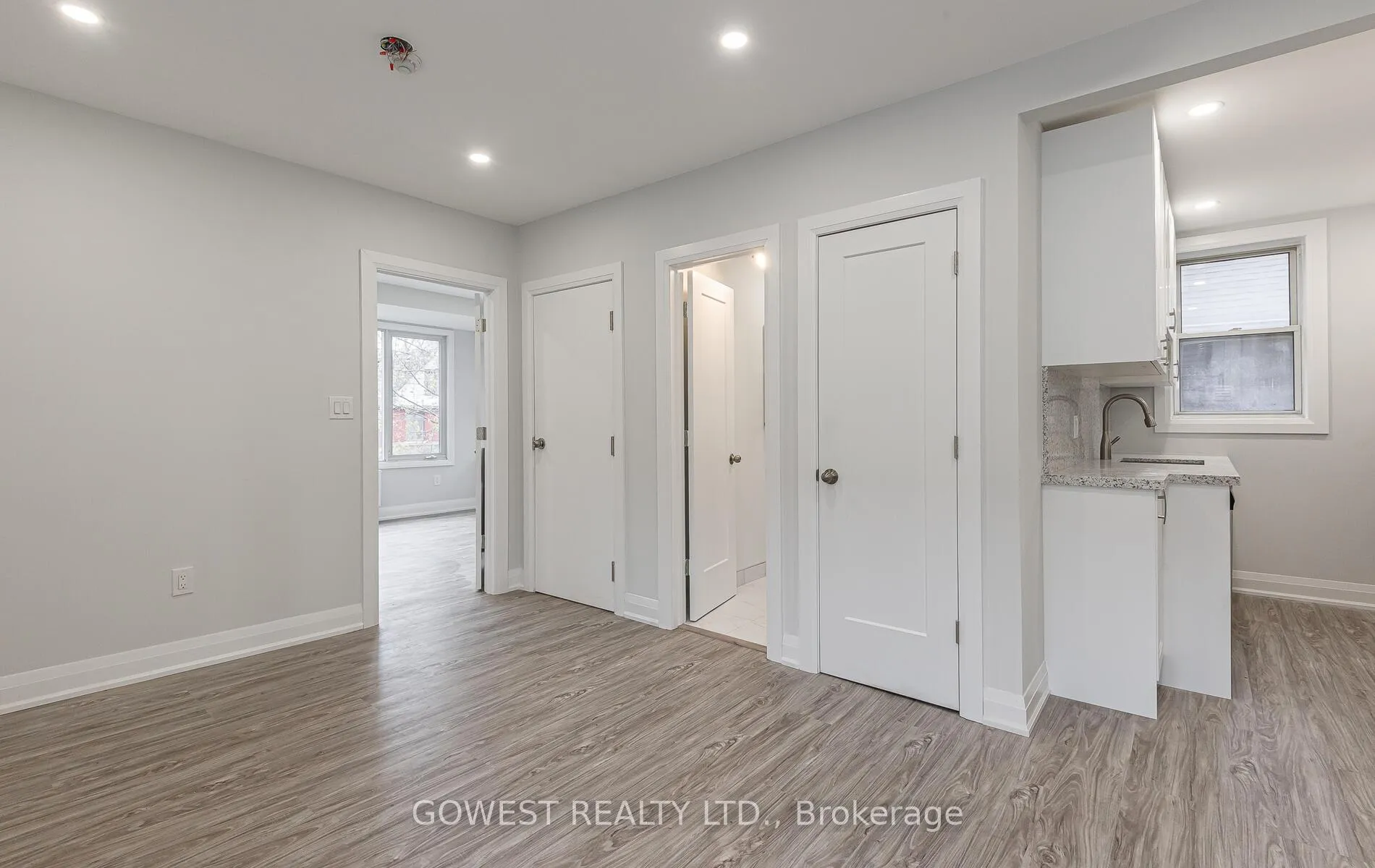Photo 10 of Unit 2, 312 Quebec Avenue, Toronto, High Park North — HOMEH