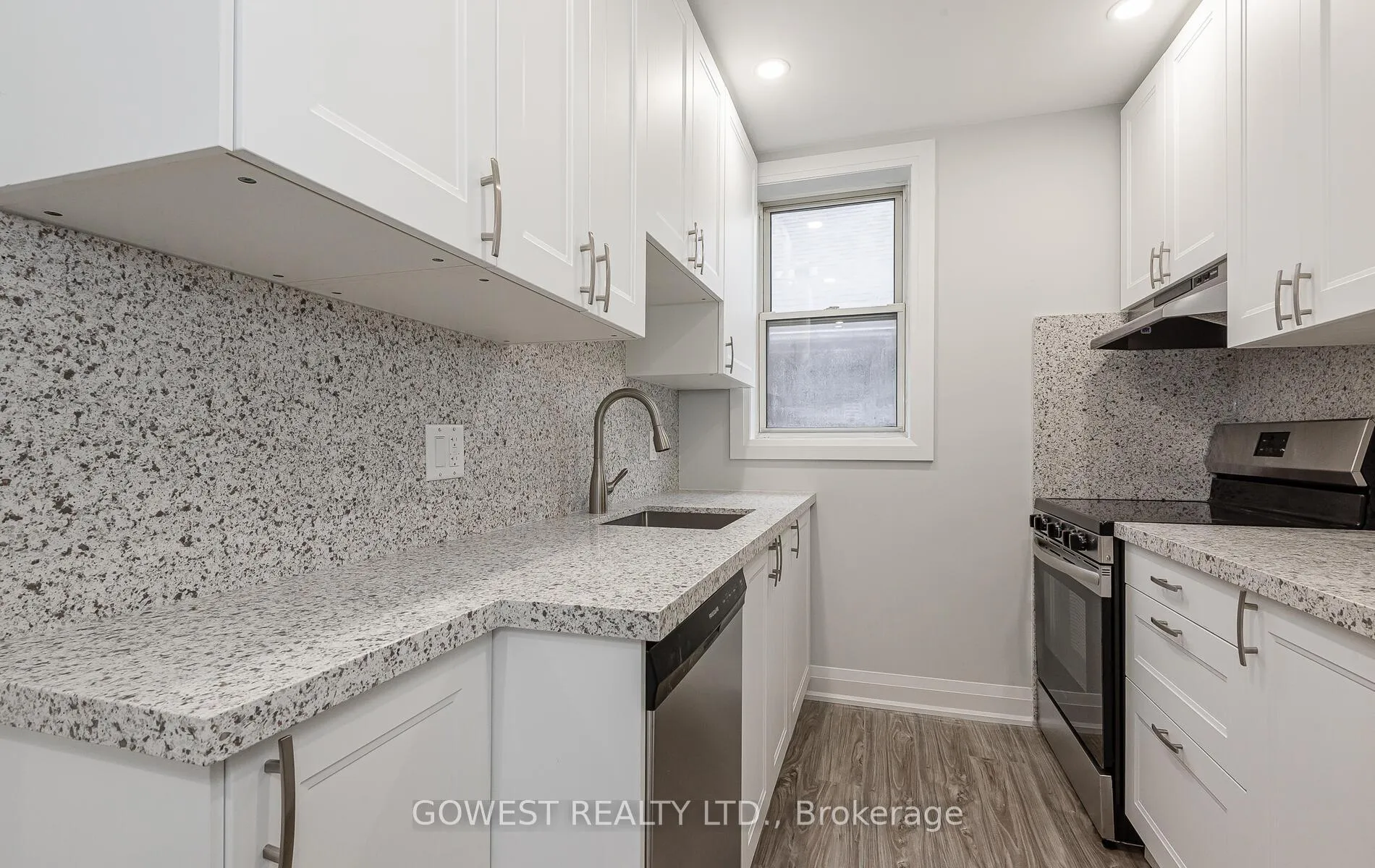Photo 11 of Unit 2, 312 Quebec Avenue, Toronto, High Park North — HOMEH