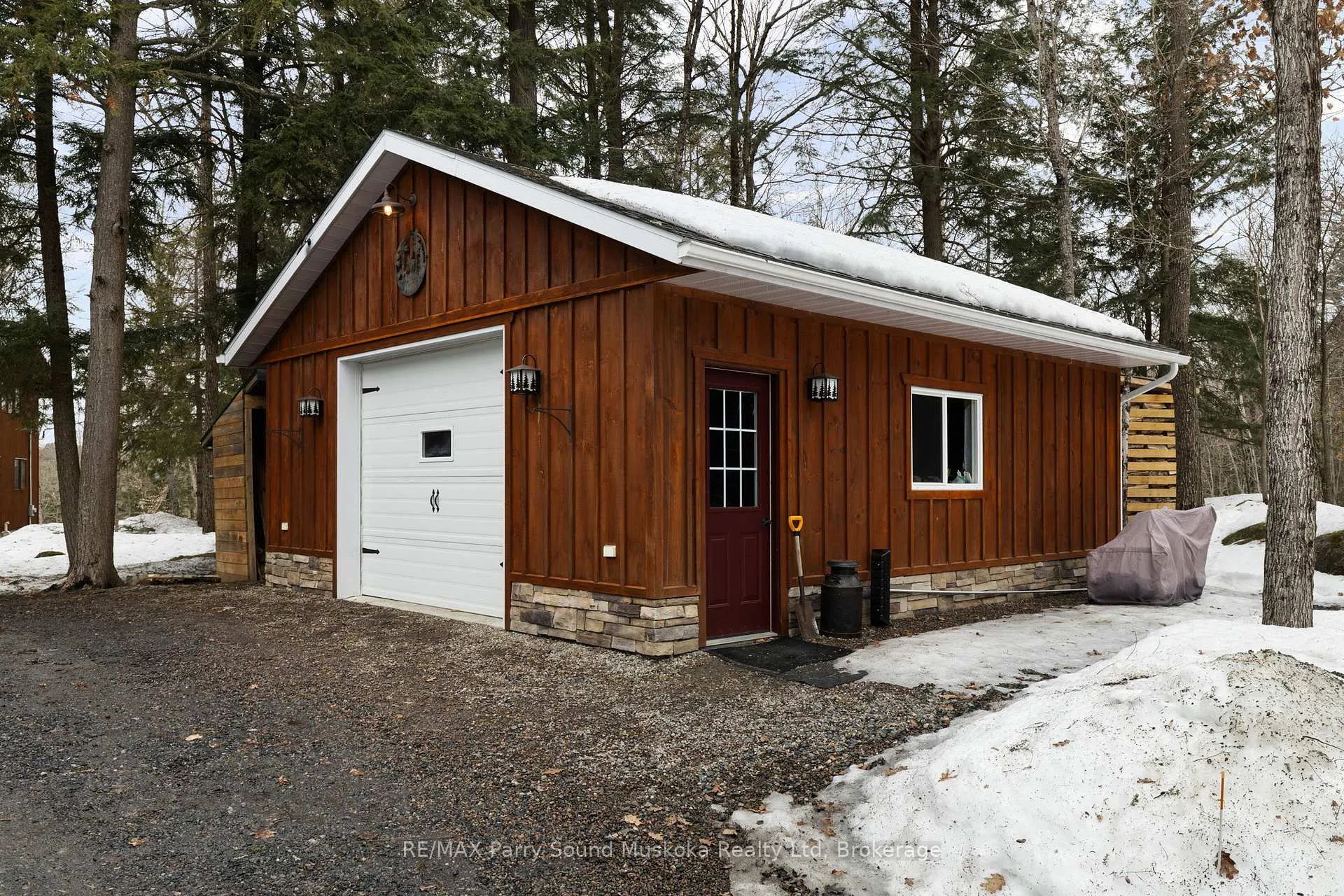 Photo 7 of 6 West Point Drive, McKellar — HOMEH