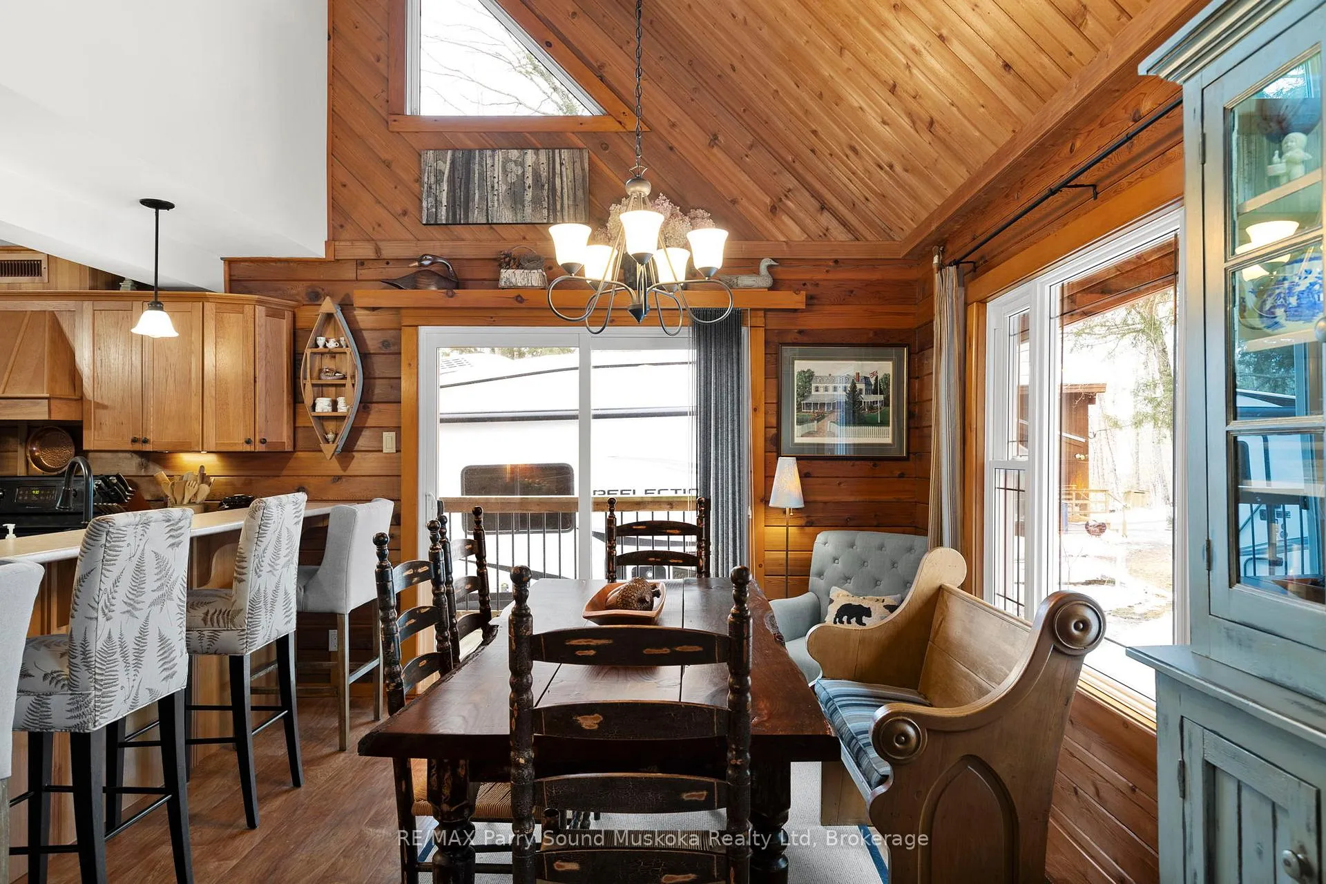 Photo 14 of 6 West Point Drive, McKellar — HOMEH