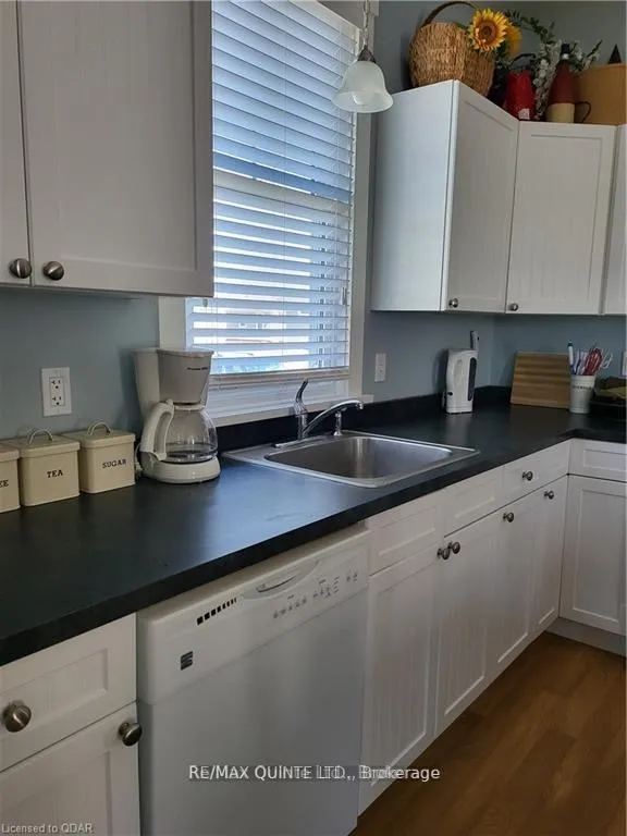 Photo 5 of Unit 34, 27 Butternut Lane, Prince Edward County, Athol Ward — HOMEH