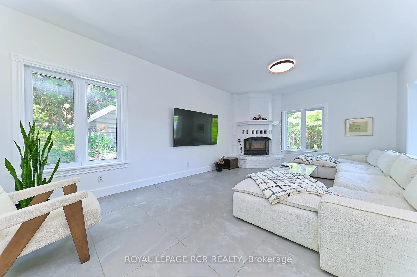 Photo 6 of 1614 Nottawasaga Concession Rd 10, Clearview, Rural Clearview — HOMEH