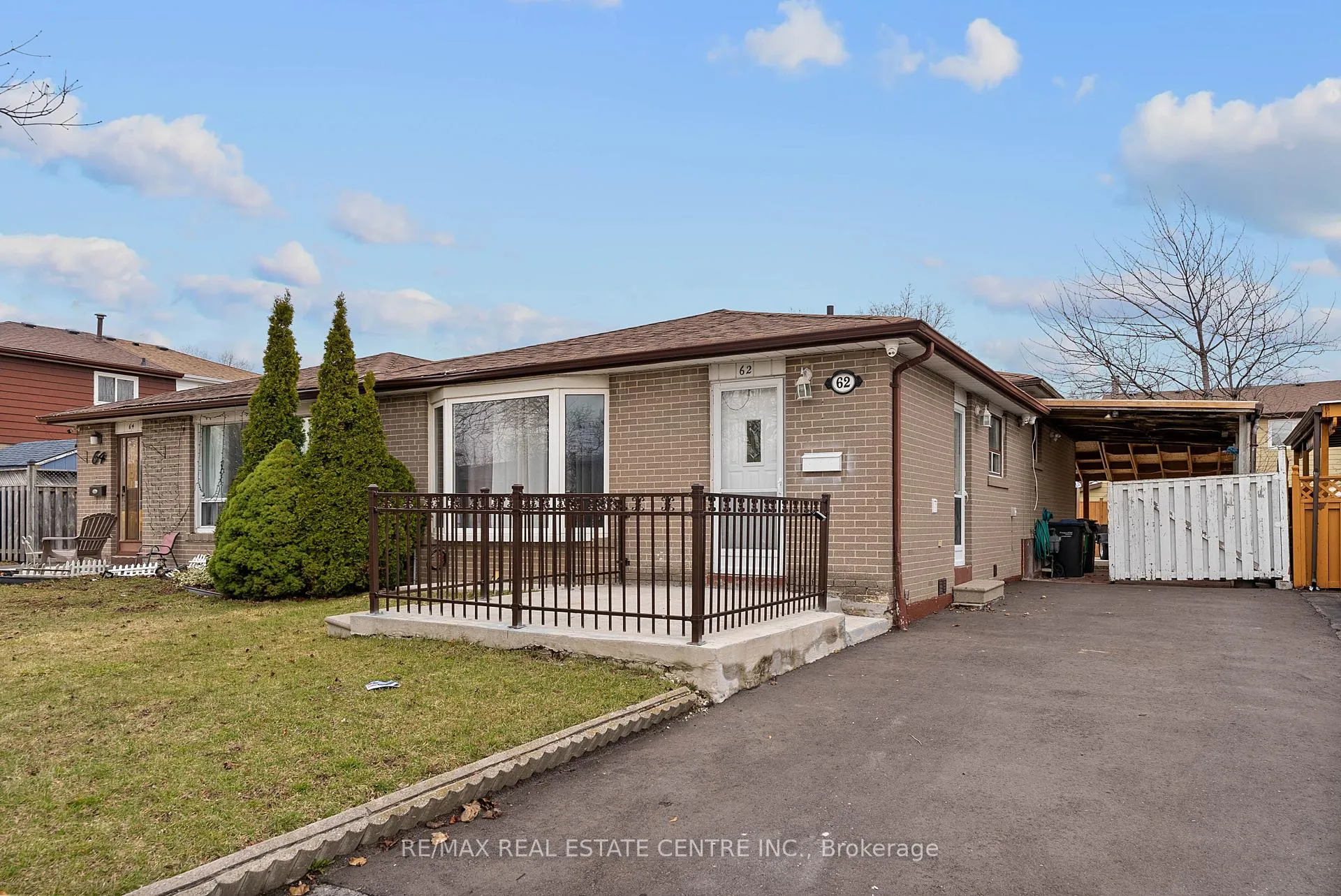Photo 3 of 62 Flamingo Crescent, Brampton, Southgate — HOMEH