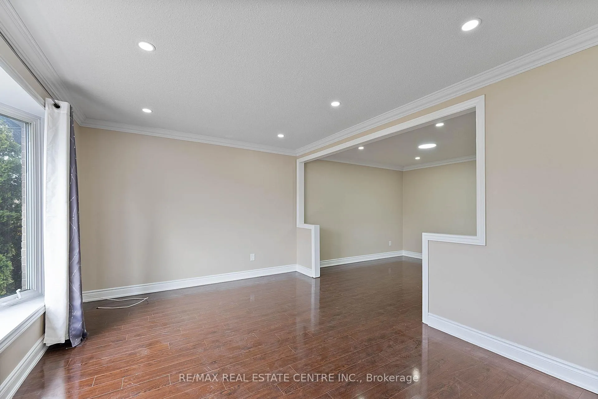 Photo 12 of 62 Flamingo Crescent, Brampton, Southgate — HOMEH