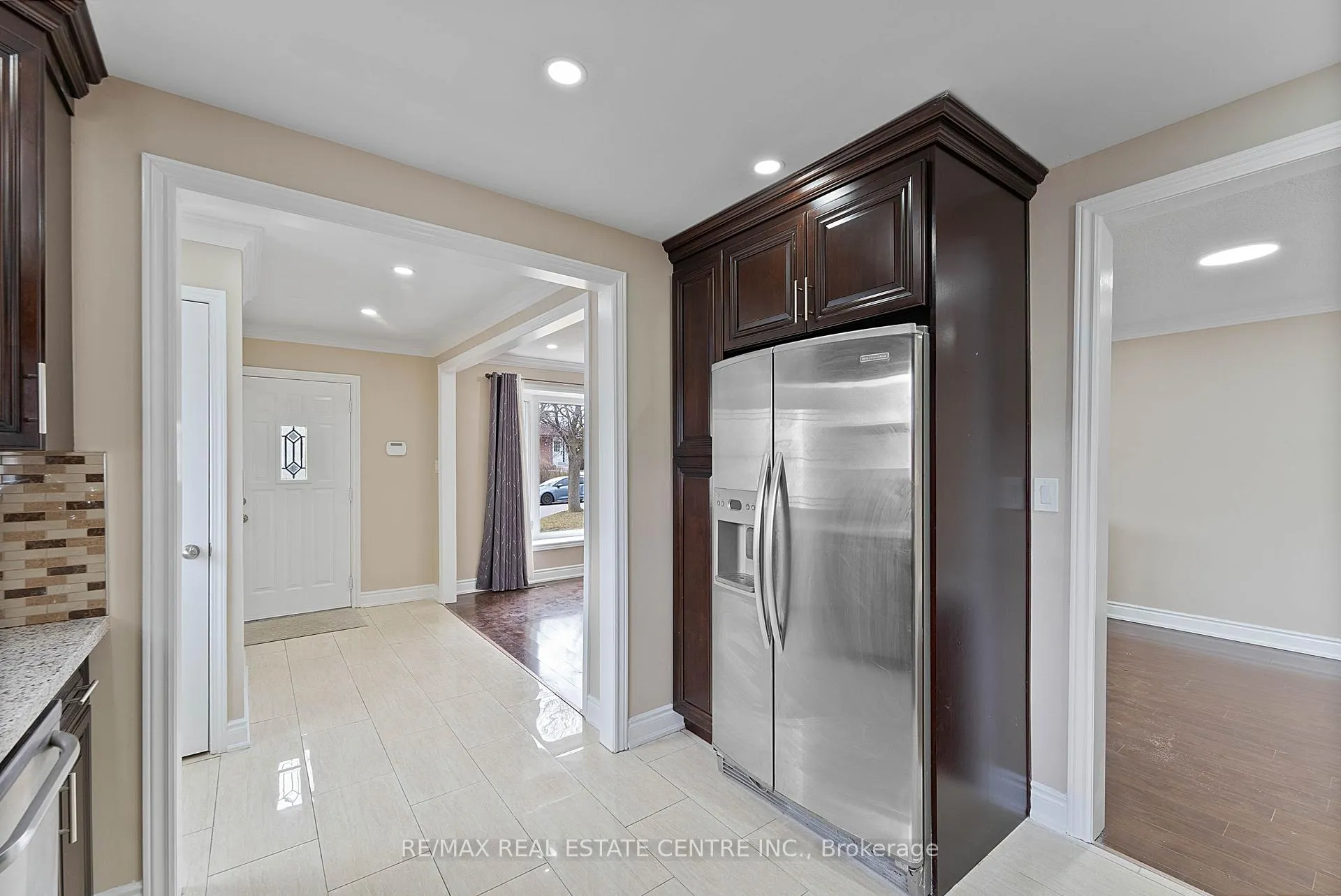 Photo 17 of 62 Flamingo Crescent, Brampton, Southgate — HOMEH