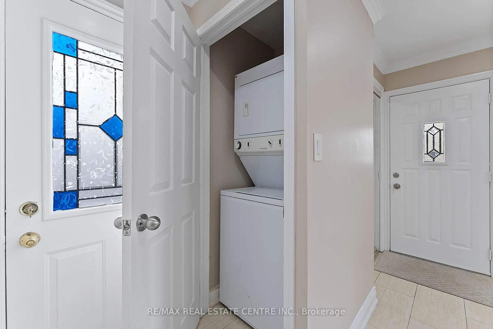 Photo 28 of 62 Flamingo Crescent, Brampton, Southgate — HOMEH