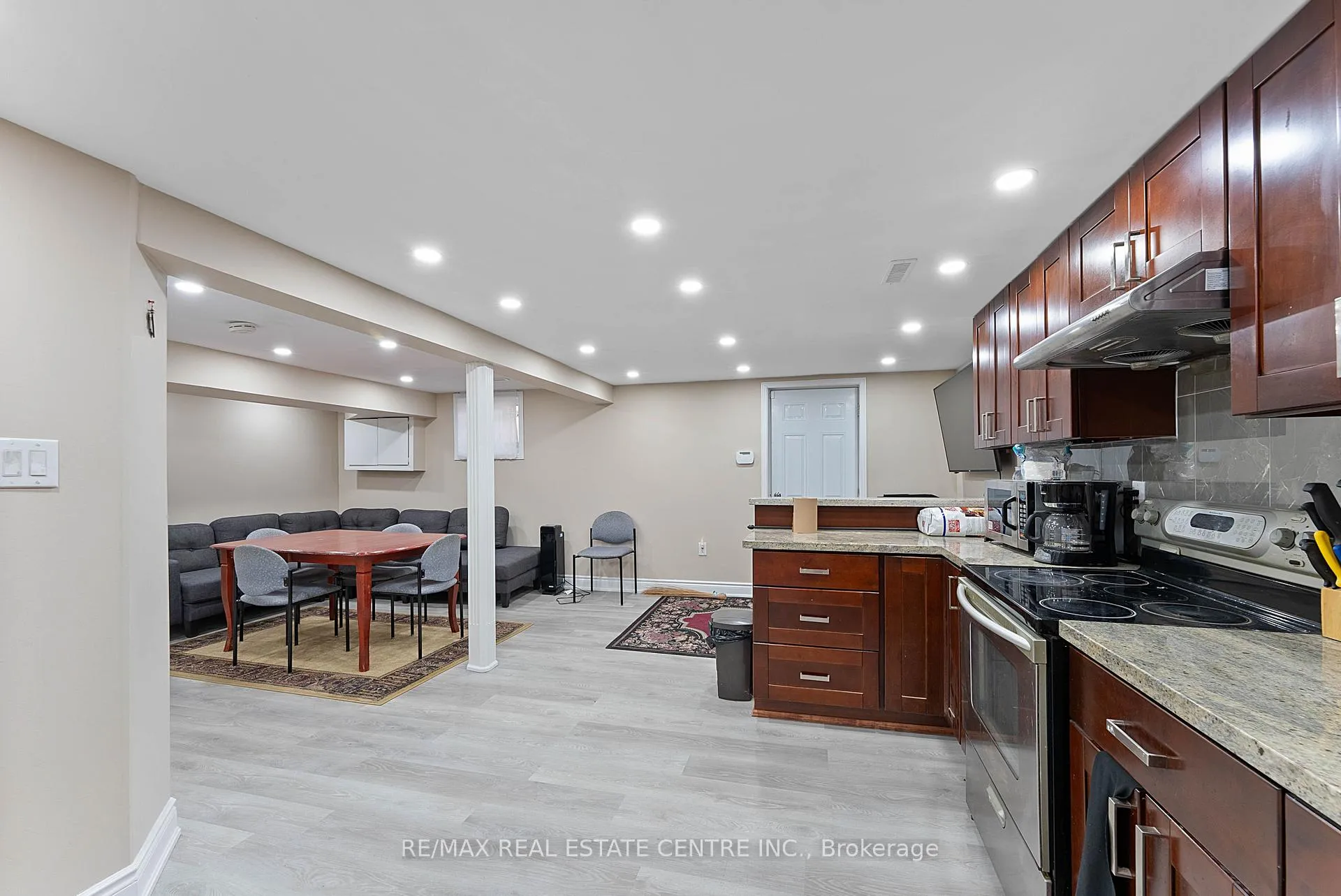 Photo 30 of 62 Flamingo Crescent, Brampton, Southgate — HOMEH