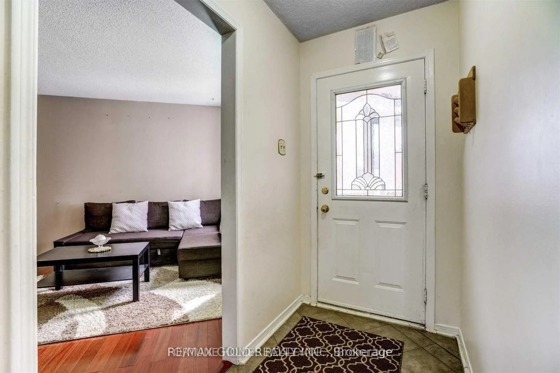 Photo 2 of Unit Upper, 36 Candy Crescent, Brampton, Northwood Park — HOMEH