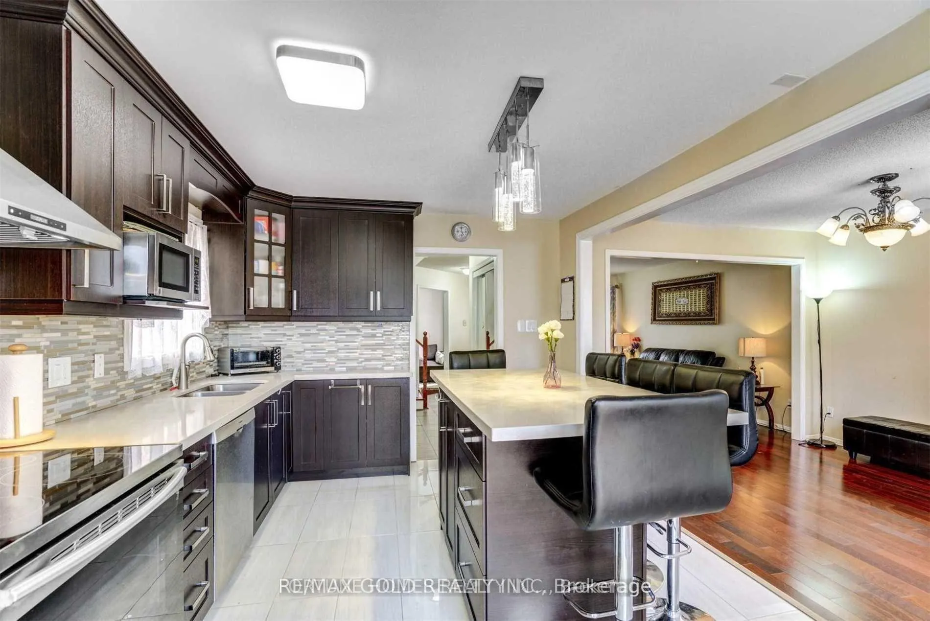 Photo 9 of Unit Upper, 36 Candy Crescent, Brampton, Northwood Park — HOMEH