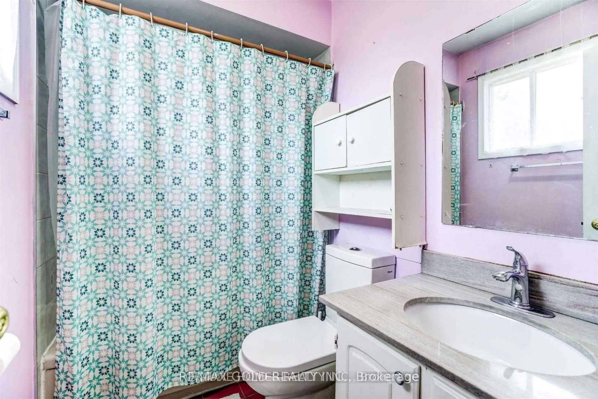 Photo 11 of Unit Upper, 36 Candy Crescent, Brampton, Northwood Park — HOMEH