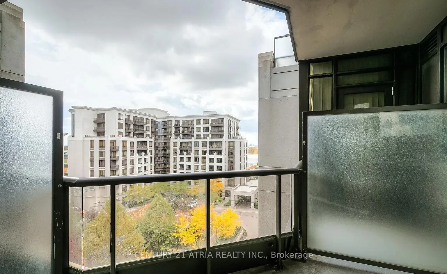 Photo 3 of Unit 801, 33 Clegg Road, Markham, Unionville — HOMEH