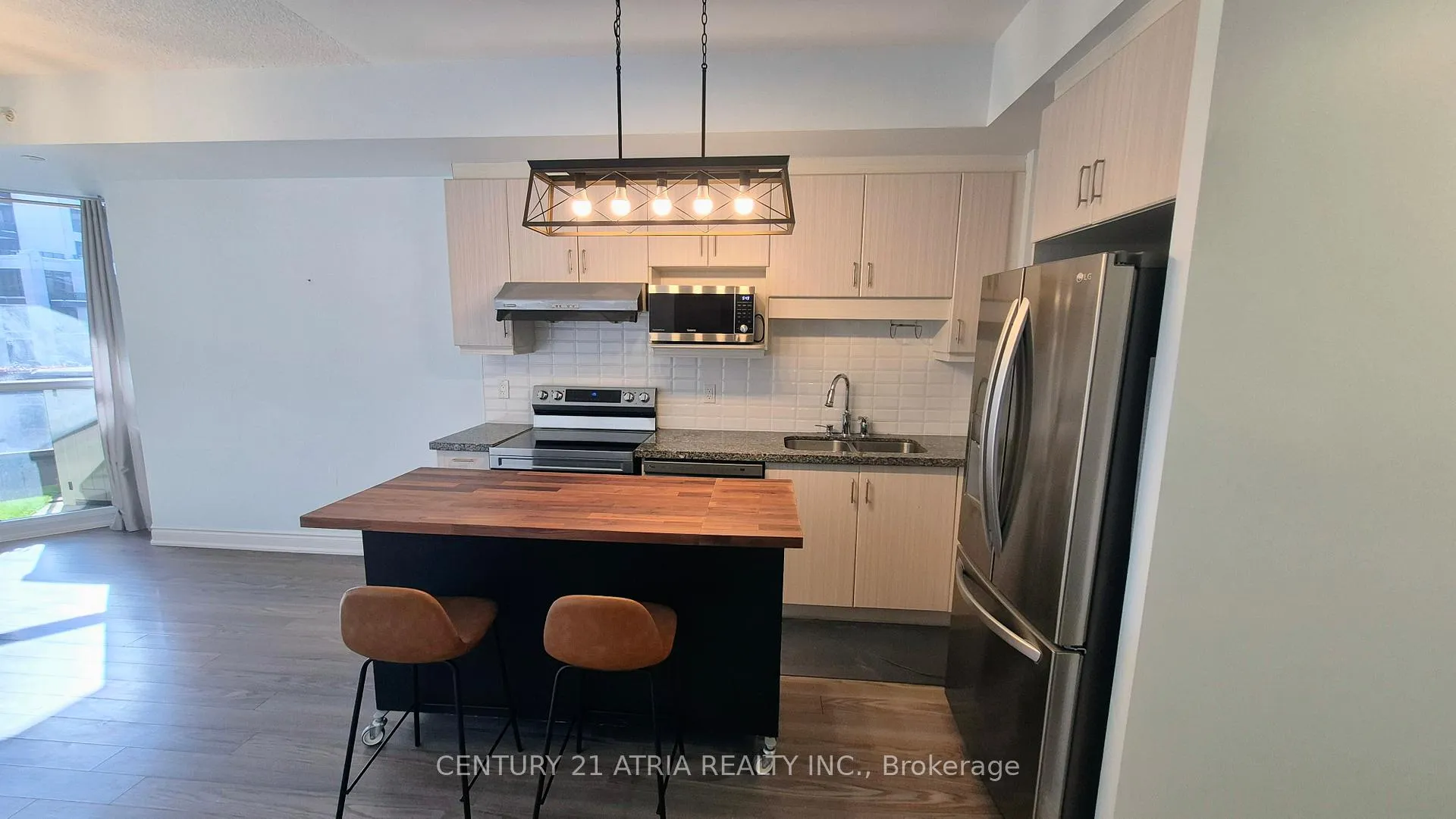 Photo 9 of Unit 801, 33 Clegg Road, Markham, Unionville — HOMEH