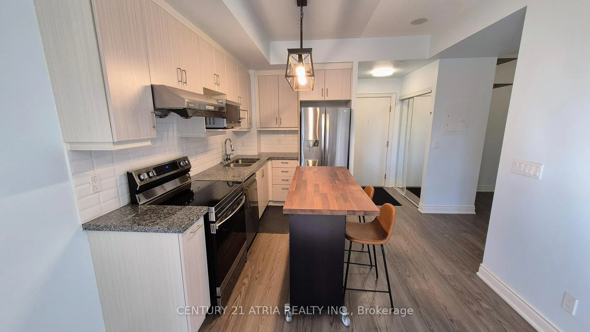 Photo 11 of Unit 801, 33 Clegg Road, Markham, Unionville — HOMEH
