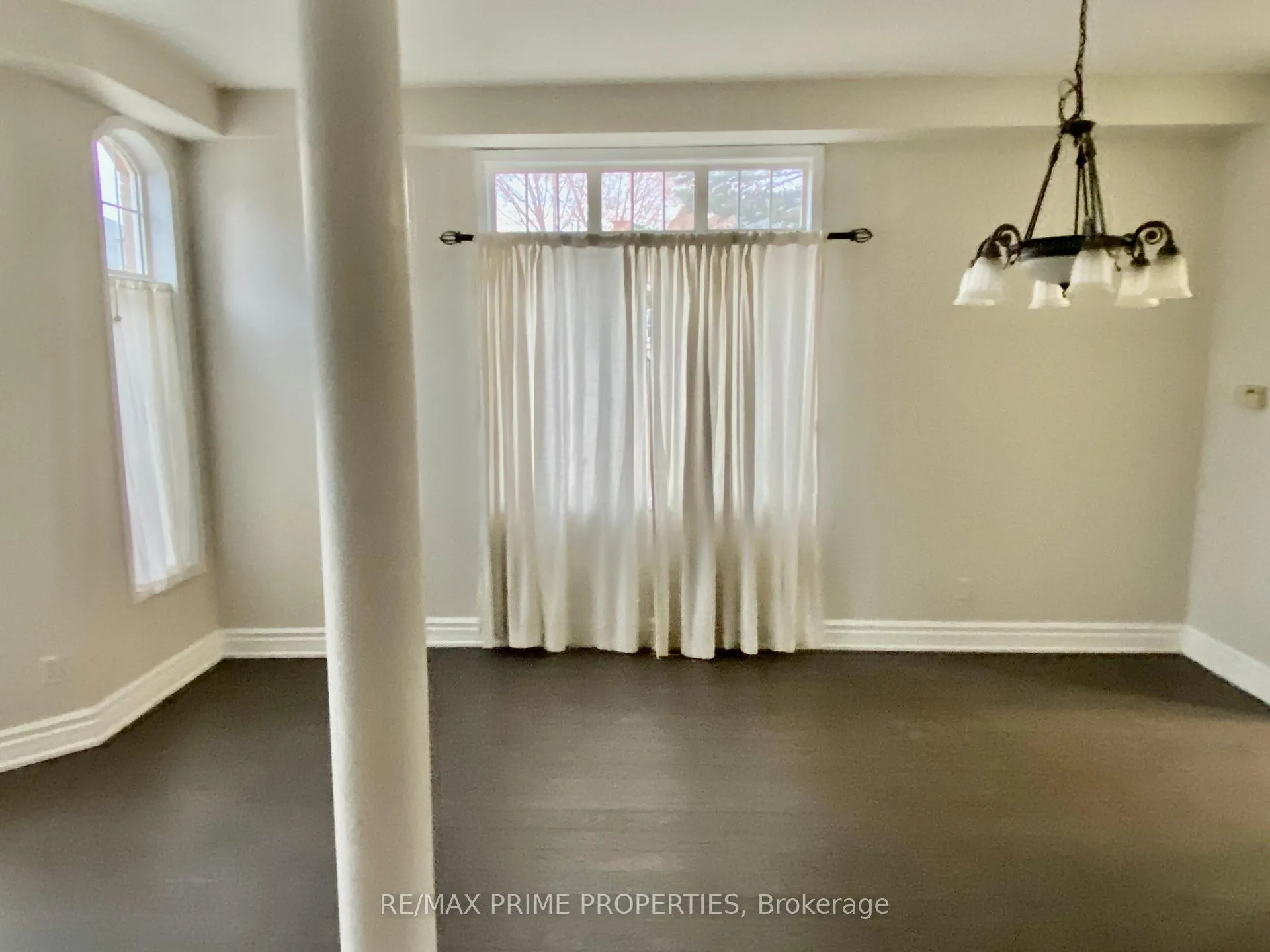 Photo 8 of 119 Settlement Park Avenue, Markham, Cornell — HOMEH