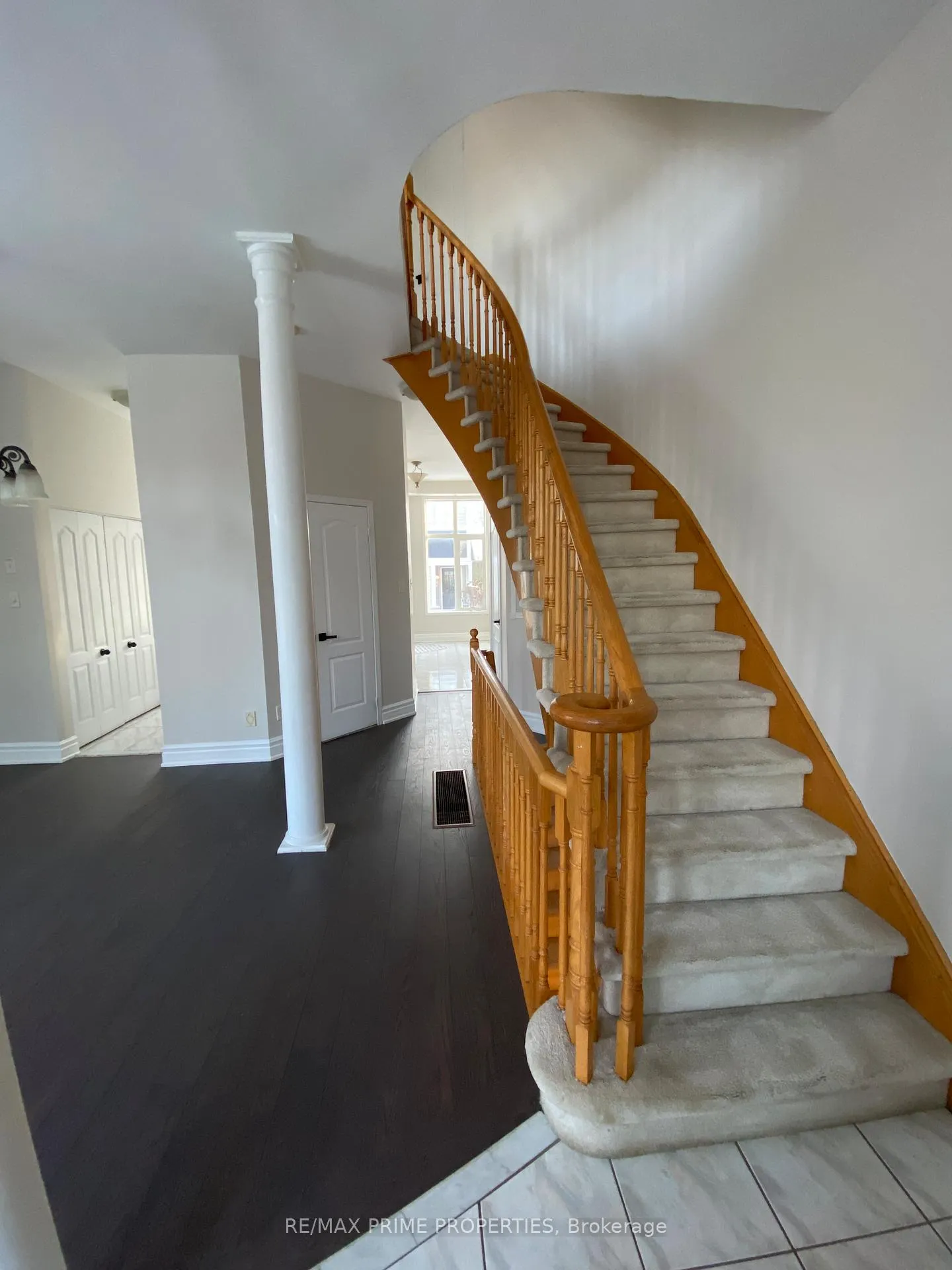 Photo 9 of 119 Settlement Park Avenue, Markham, Cornell — HOMEH