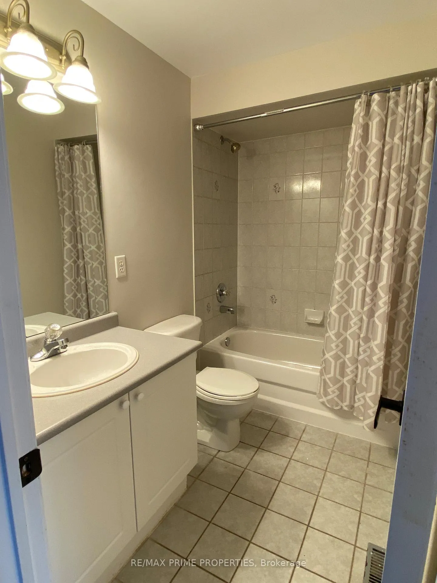 Photo 17 of 119 Settlement Park Avenue, Markham, Cornell — HOMEH