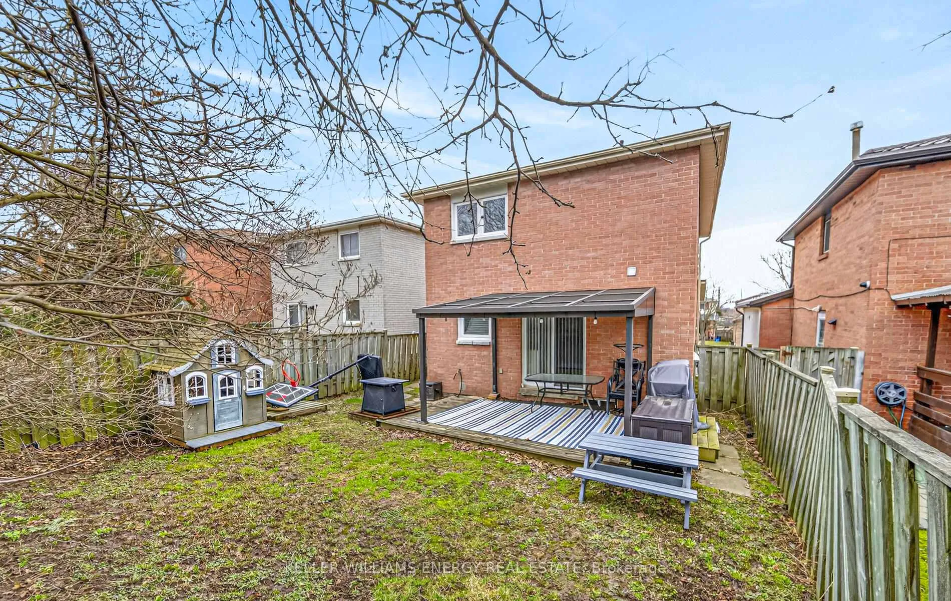 Photo 6 of 37 Palmer Drive, Ajax, Central — HOMEH