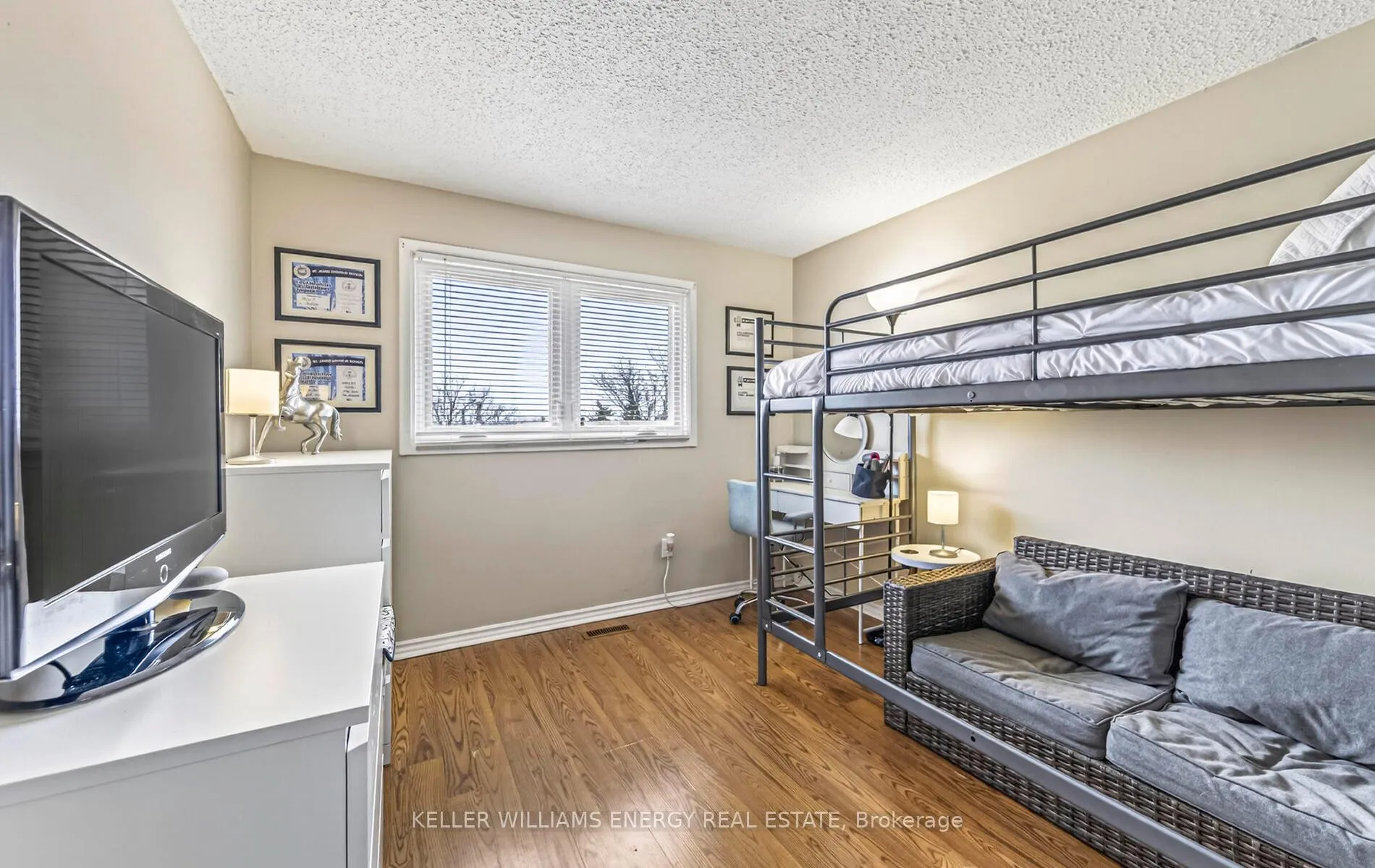 Photo 27 of 37 Palmer Drive, Ajax, Central — HOMEH