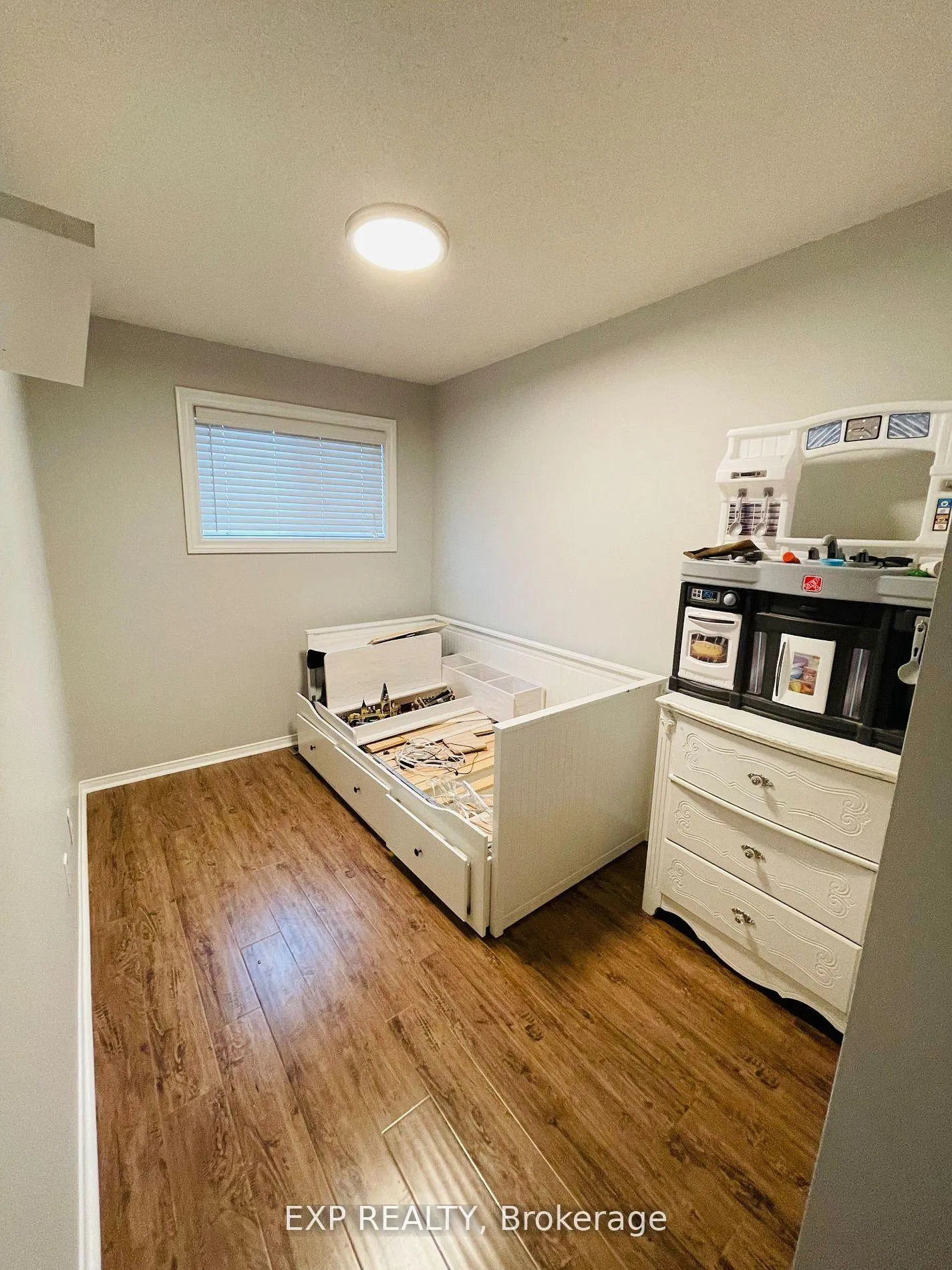 Photo 13 of 87 Kelso Crescent, Vaughan, Maple — HOMEH