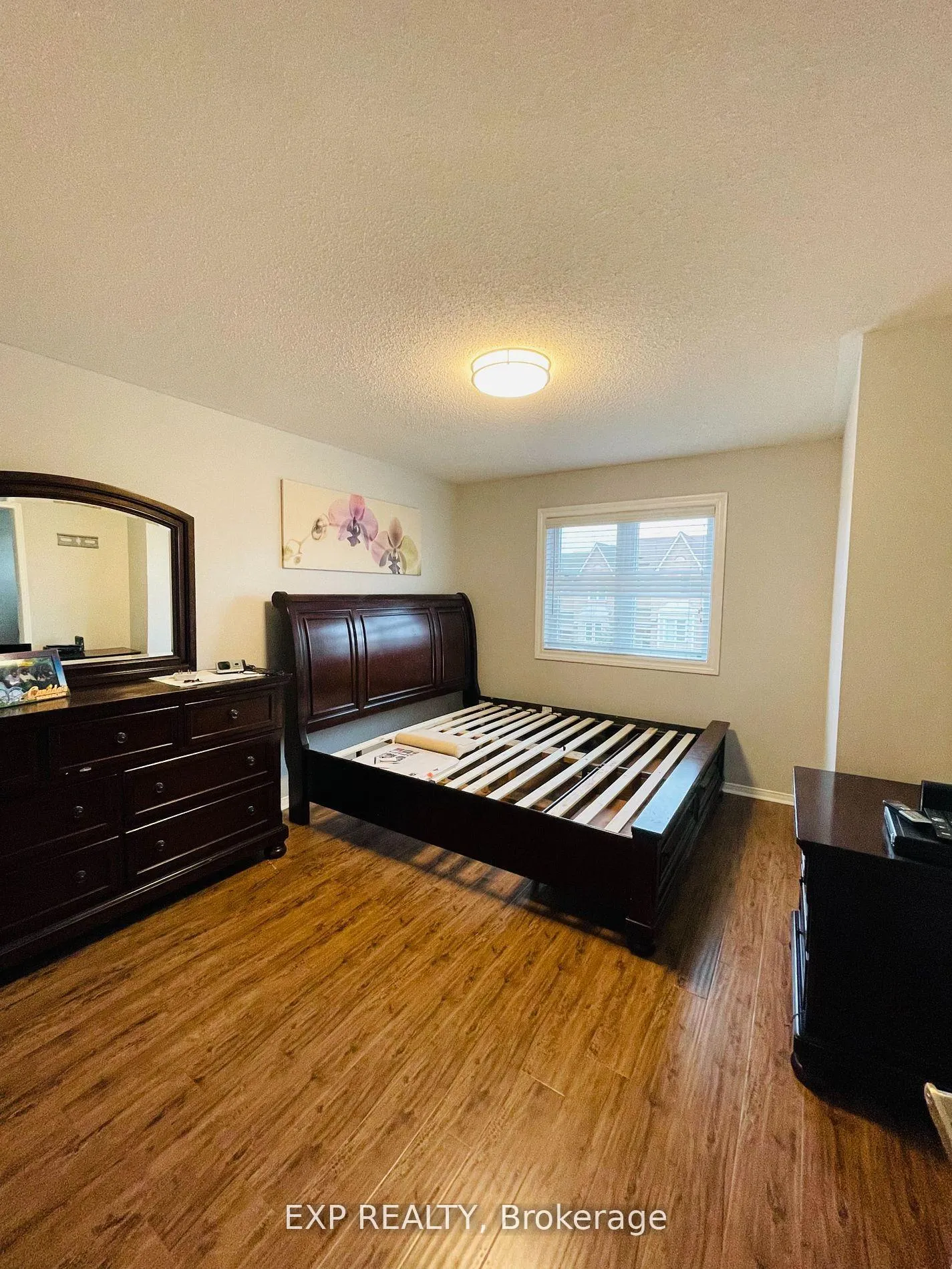 Photo 16 of 87 Kelso Crescent, Vaughan, Maple — HOMEH