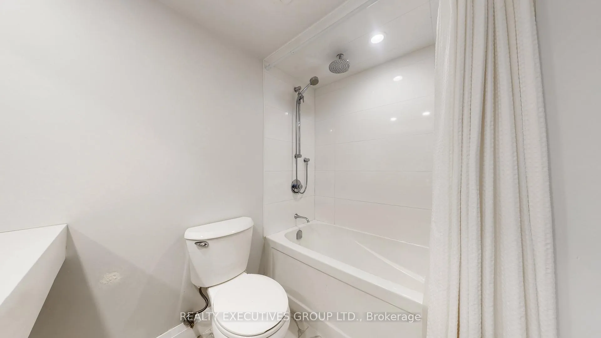 Photo 17 of Unit 1106, 7811 Yonge Street, Markham, Thornhill — HOMEH