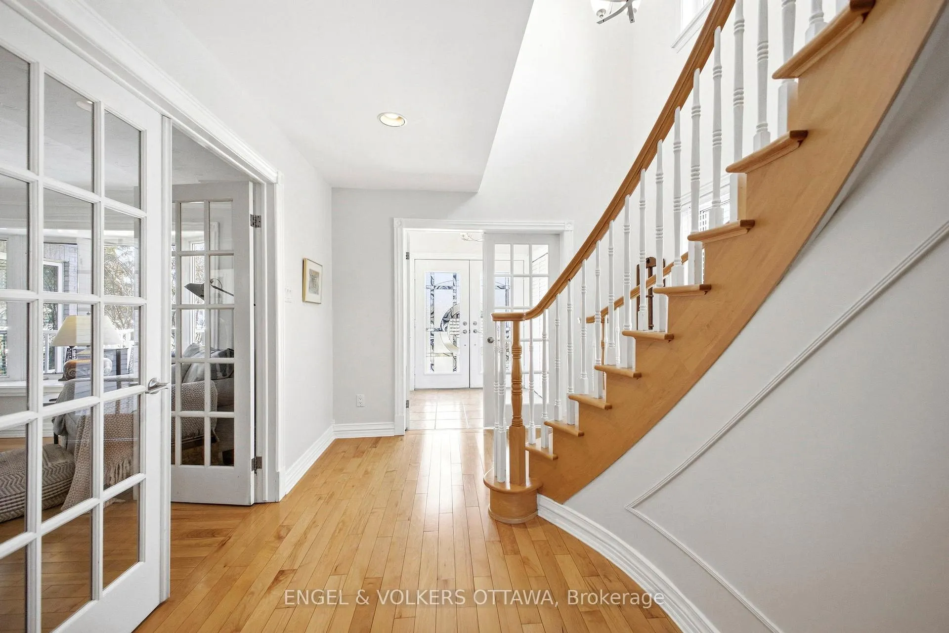 Photo 3 of 1495 Belcourt Boulevard, Ottawa, Orleans/Sunridge — HOMEH