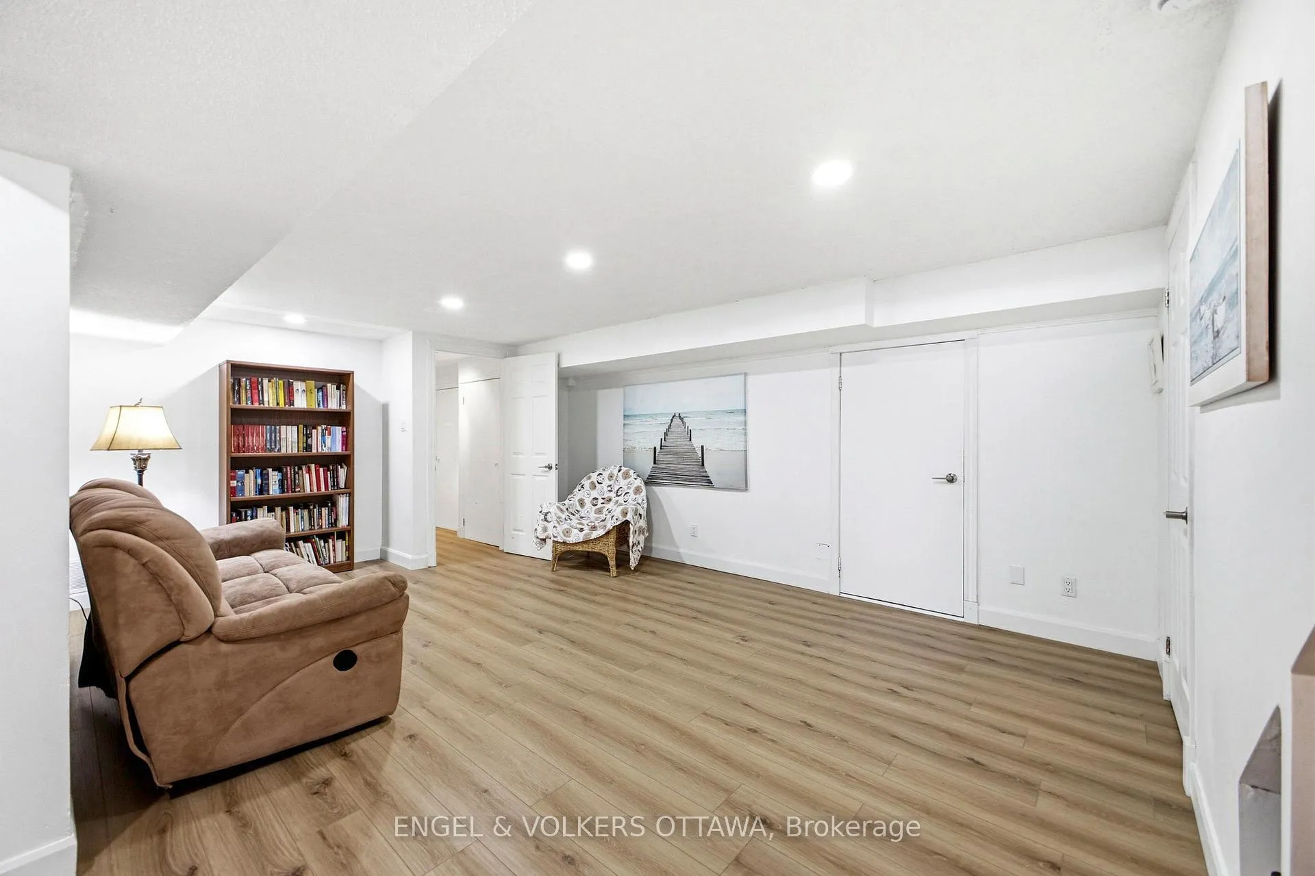 Photo 36 of 1495 Belcourt Boulevard, Ottawa, Orleans/Sunridge — HOMEH