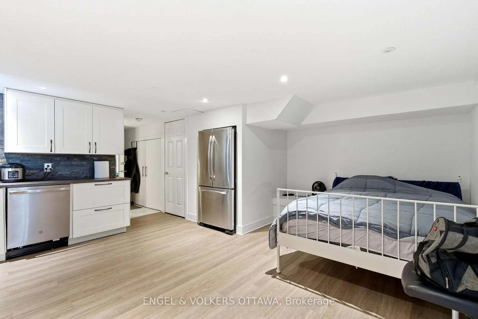 Photo 38 of 1495 Belcourt Boulevard, Ottawa, Orleans/Sunridge — HOMEH