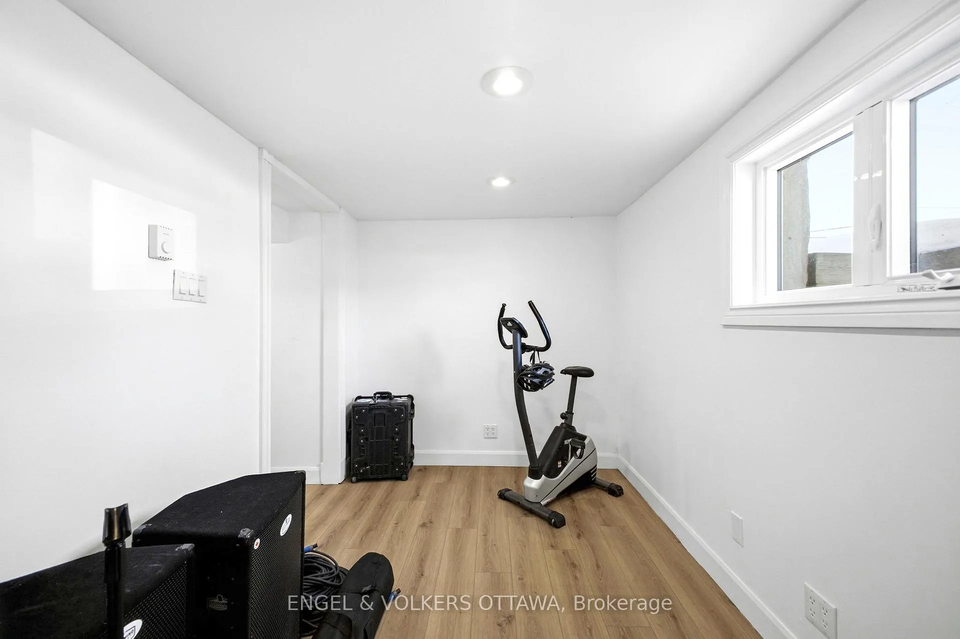 Photo 42 of 1495 Belcourt Boulevard, Ottawa, Orleans/Sunridge — HOMEH