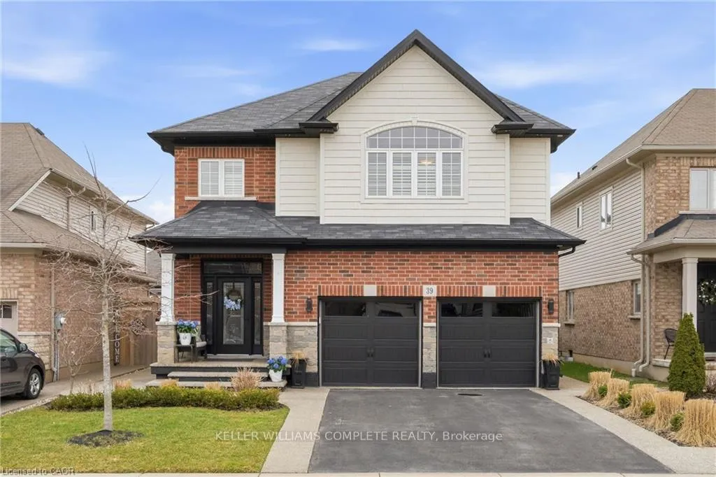 Photo 1 of 39 Turi Drive, Hamilton, Rural Glanbrook — HOMEH