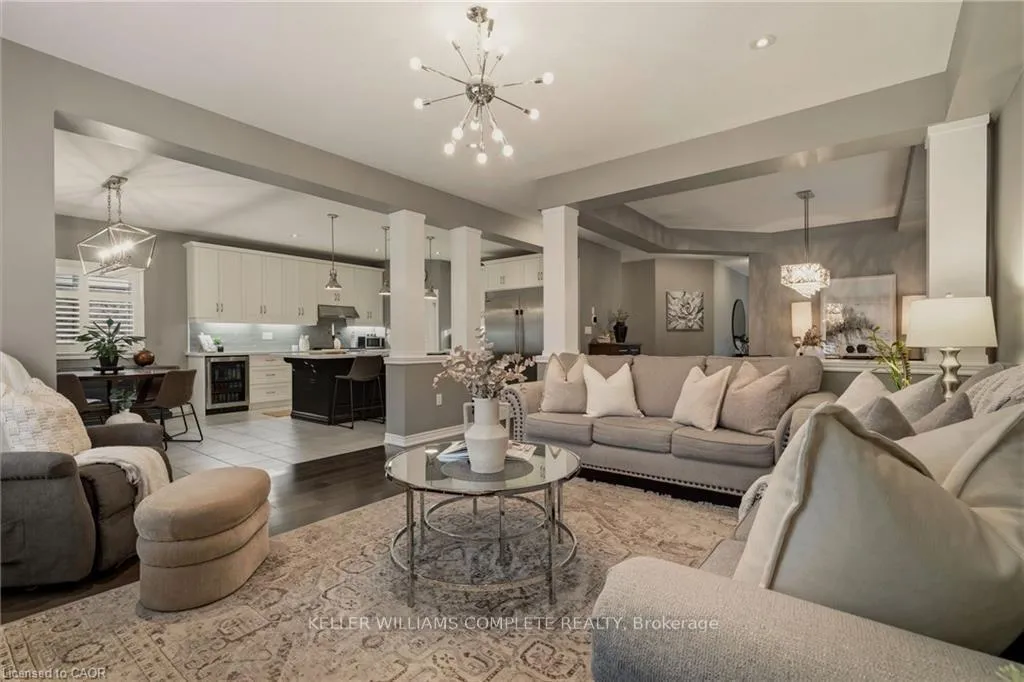 Photo 12 of 39 Turi Drive, Hamilton, Rural Glanbrook — HOMEH
