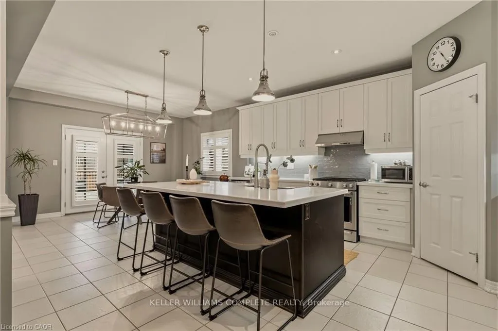 Photo 24 of 39 Turi Drive, Hamilton, Rural Glanbrook — HOMEH