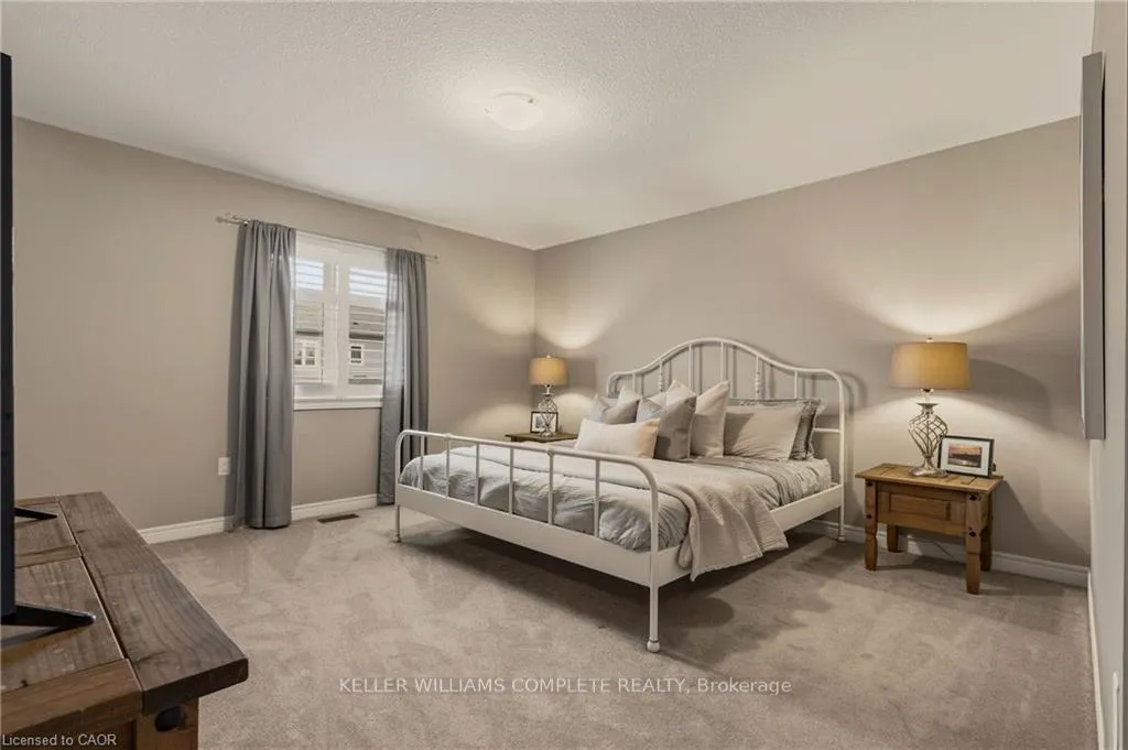 Photo 29 of 39 Turi Drive, Hamilton, Rural Glanbrook — HOMEH