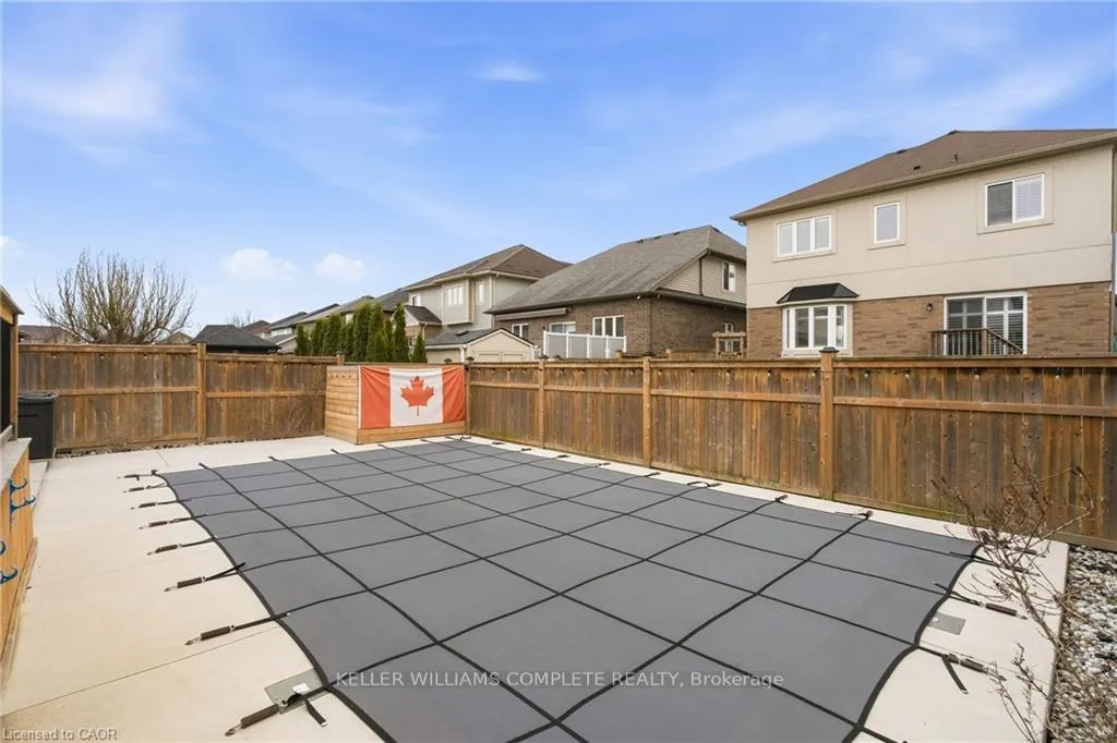 Photo 37 of 39 Turi Drive, Hamilton, Rural Glanbrook — HOMEH