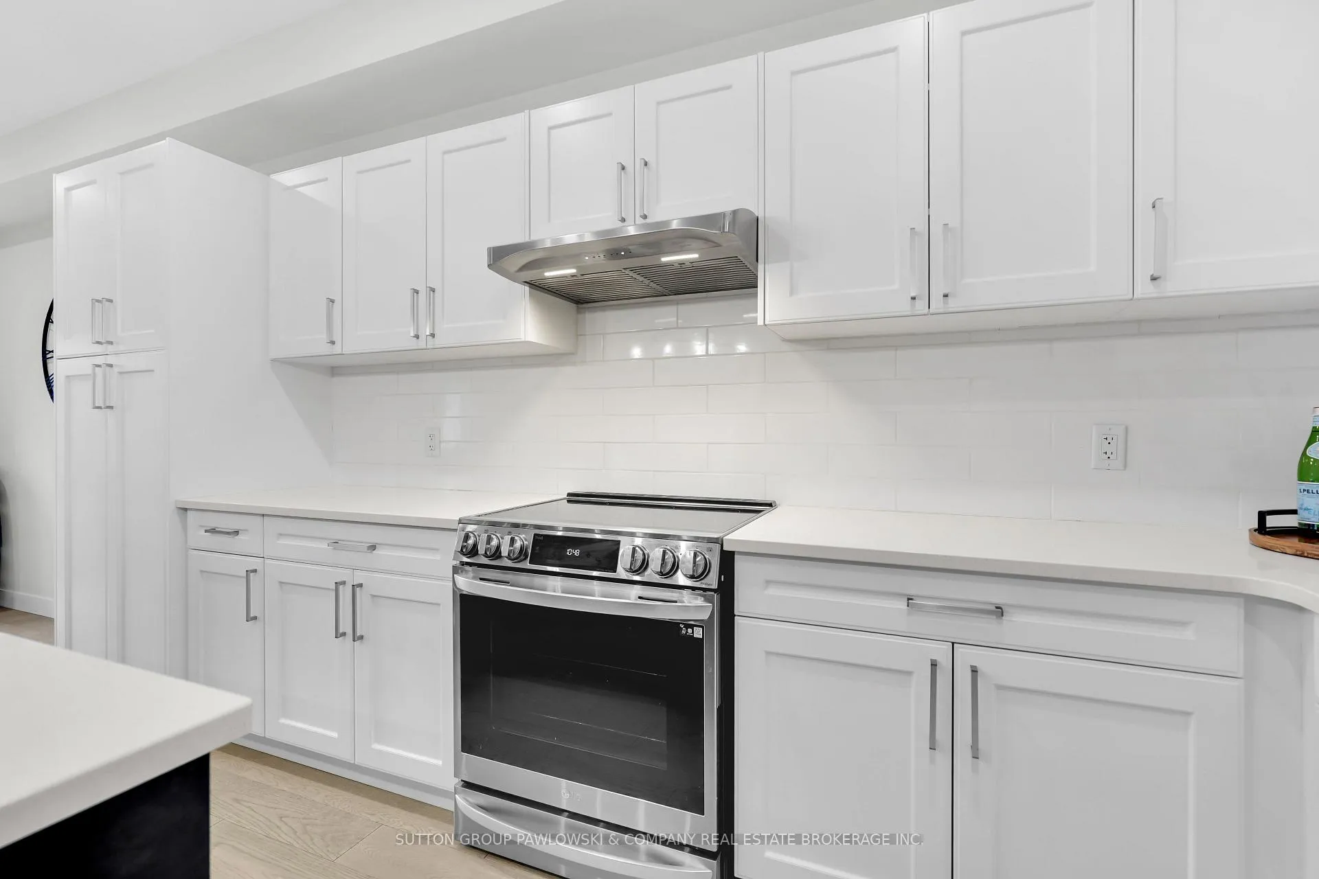 Photo 12 of 180 Doan Drive, Middlesex Centre, Komoka — HOMEH