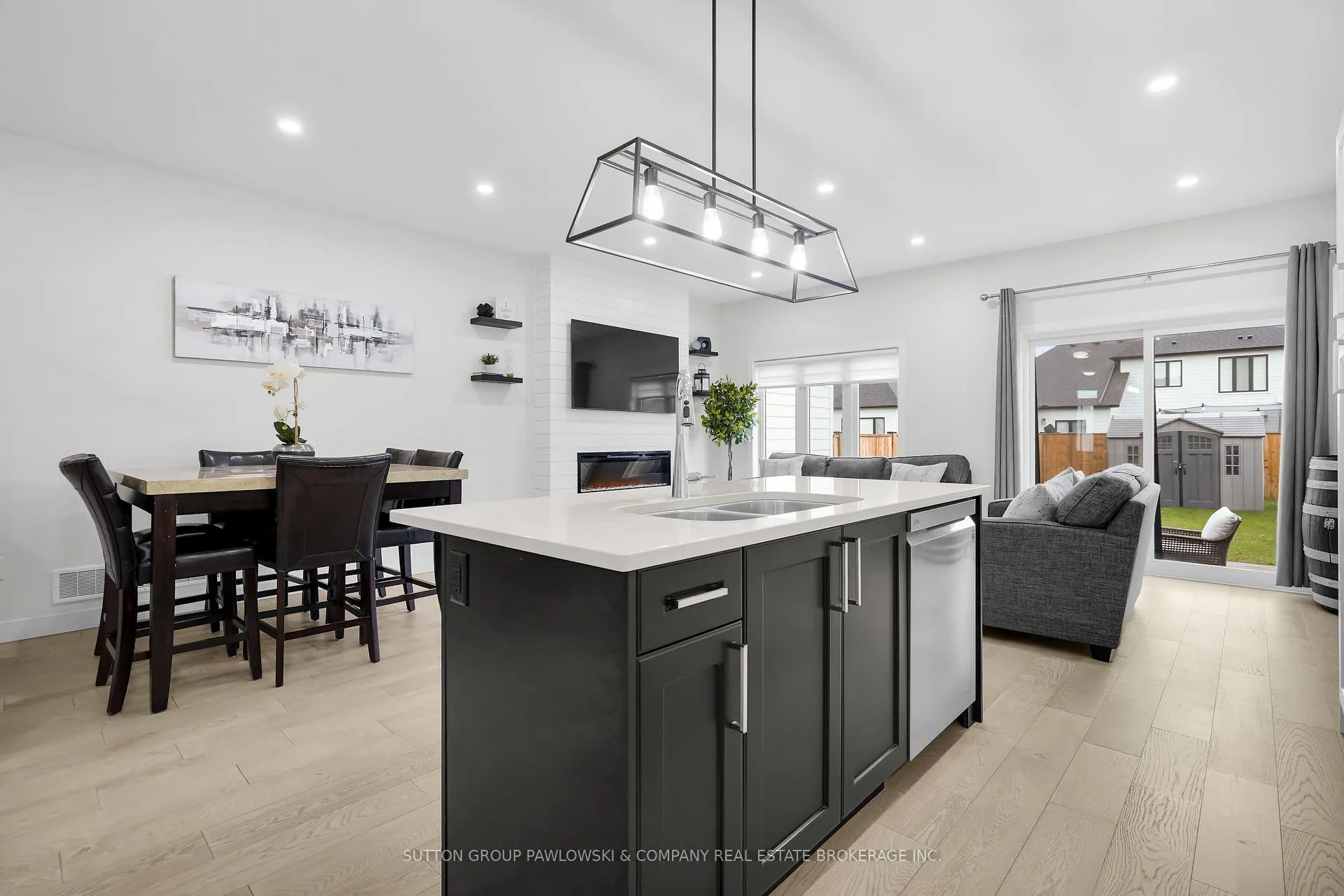 Photo 13 of 180 Doan Drive, Middlesex Centre, Komoka — HOMEH