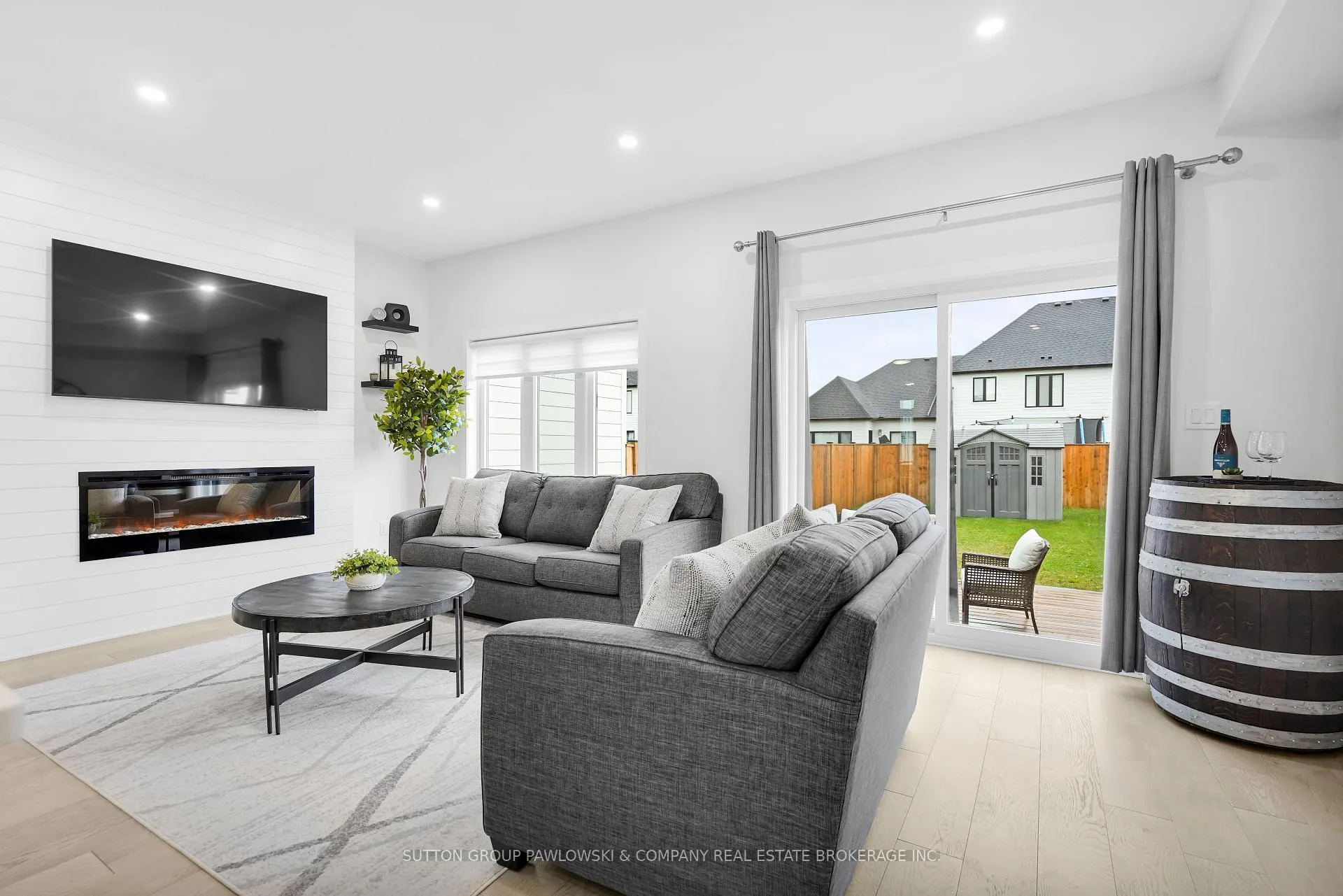 Photo 17 of 180 Doan Drive, Middlesex Centre, Komoka — HOMEH