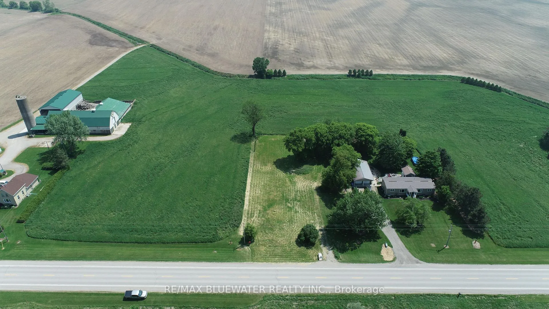 Photo 9 of 2095 Mount Carmel Drive, North Middlesex, Rural North Middlesex — HOMEH