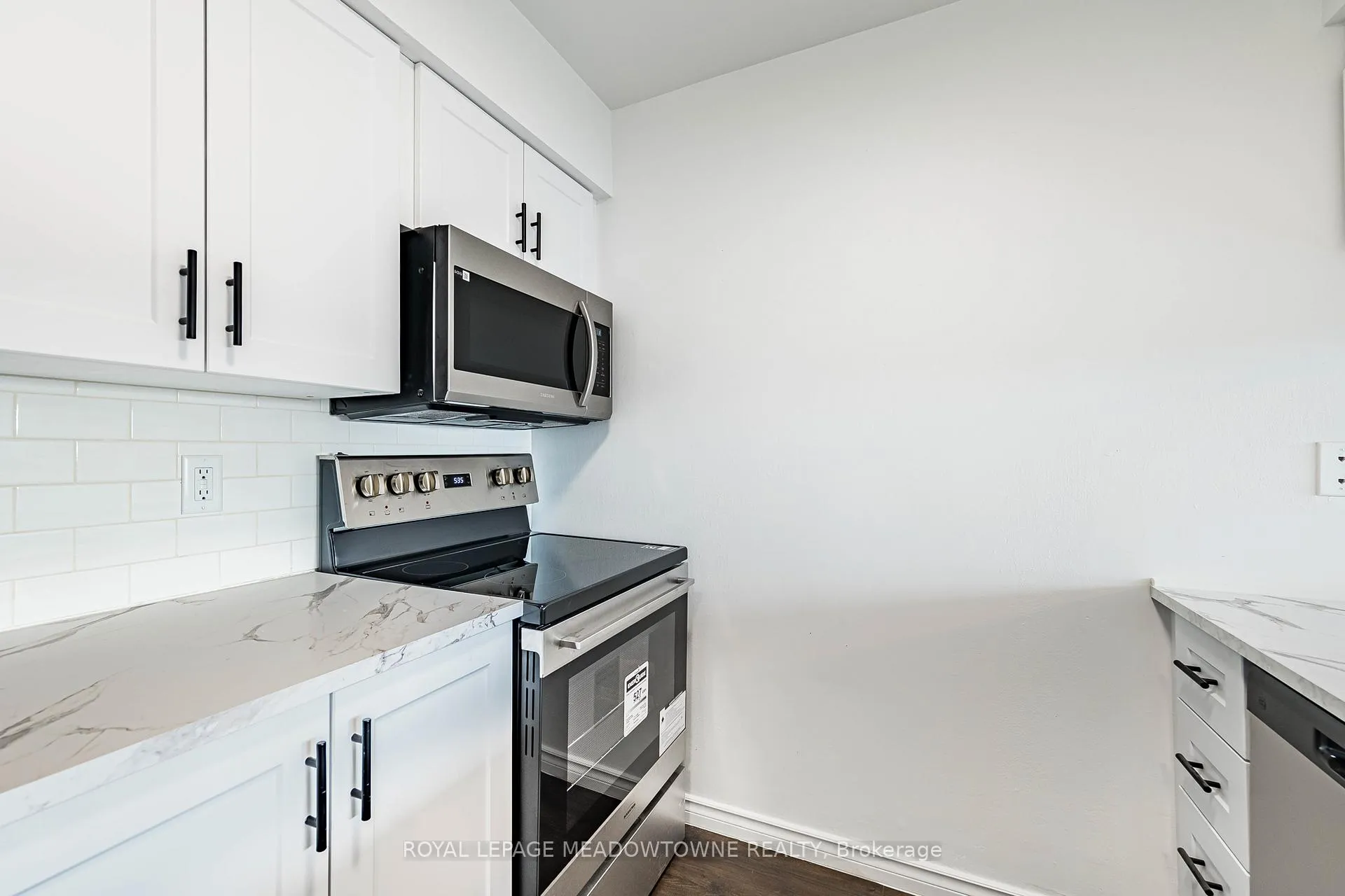 Photo 18 of Unit 409, 12 Laurelcrest Street, Brampton, Queen Street Corridor — HOMEH