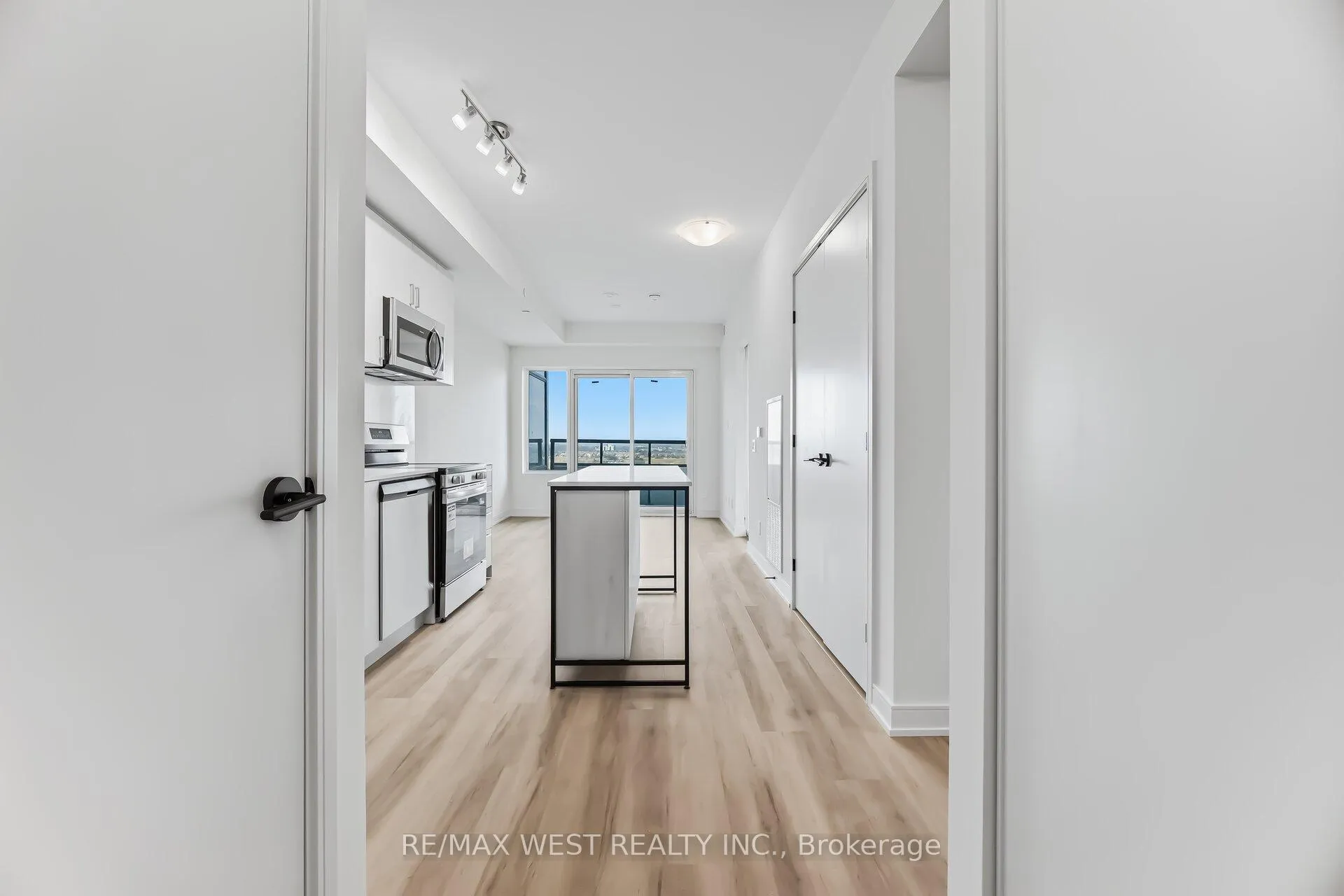 Photo 10 of Unit 1205, 8020 Derry Road W, Milton, Coates — HOMEH