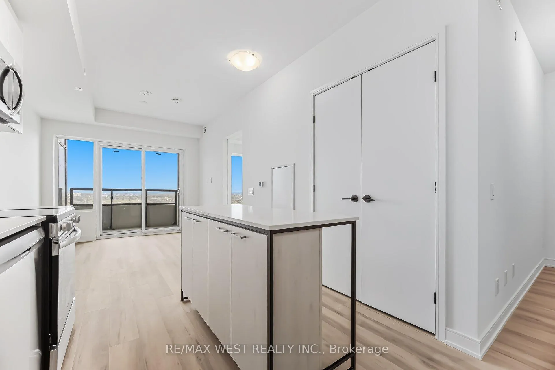 Photo 17 of Unit 1205, 8020 Derry Road W, Milton, Coates — HOMEH