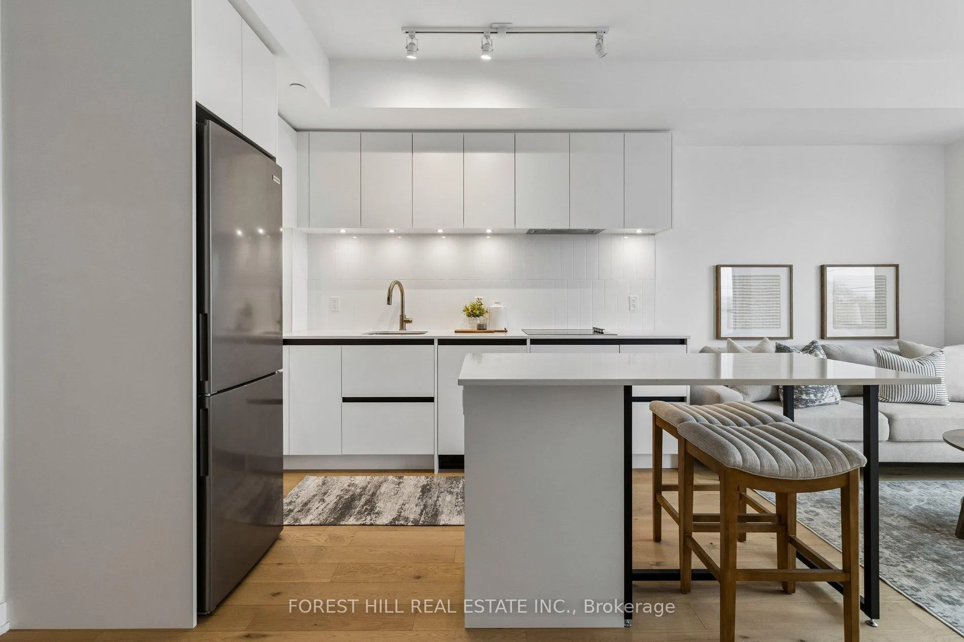 Photo 8 of Unit 508, 7950 Bathurst Street, Vaughan, Beverley Glen — HOMEH