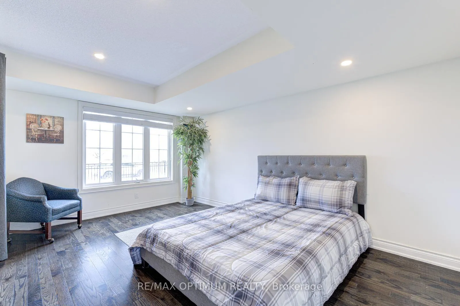 Photo 11 of 8644 Financial Drive, Brampton, Bram West — HOMEH