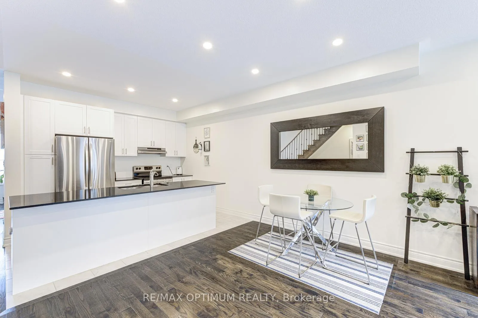 Photo 19 of 8644 Financial Drive, Brampton, Bram West — HOMEH