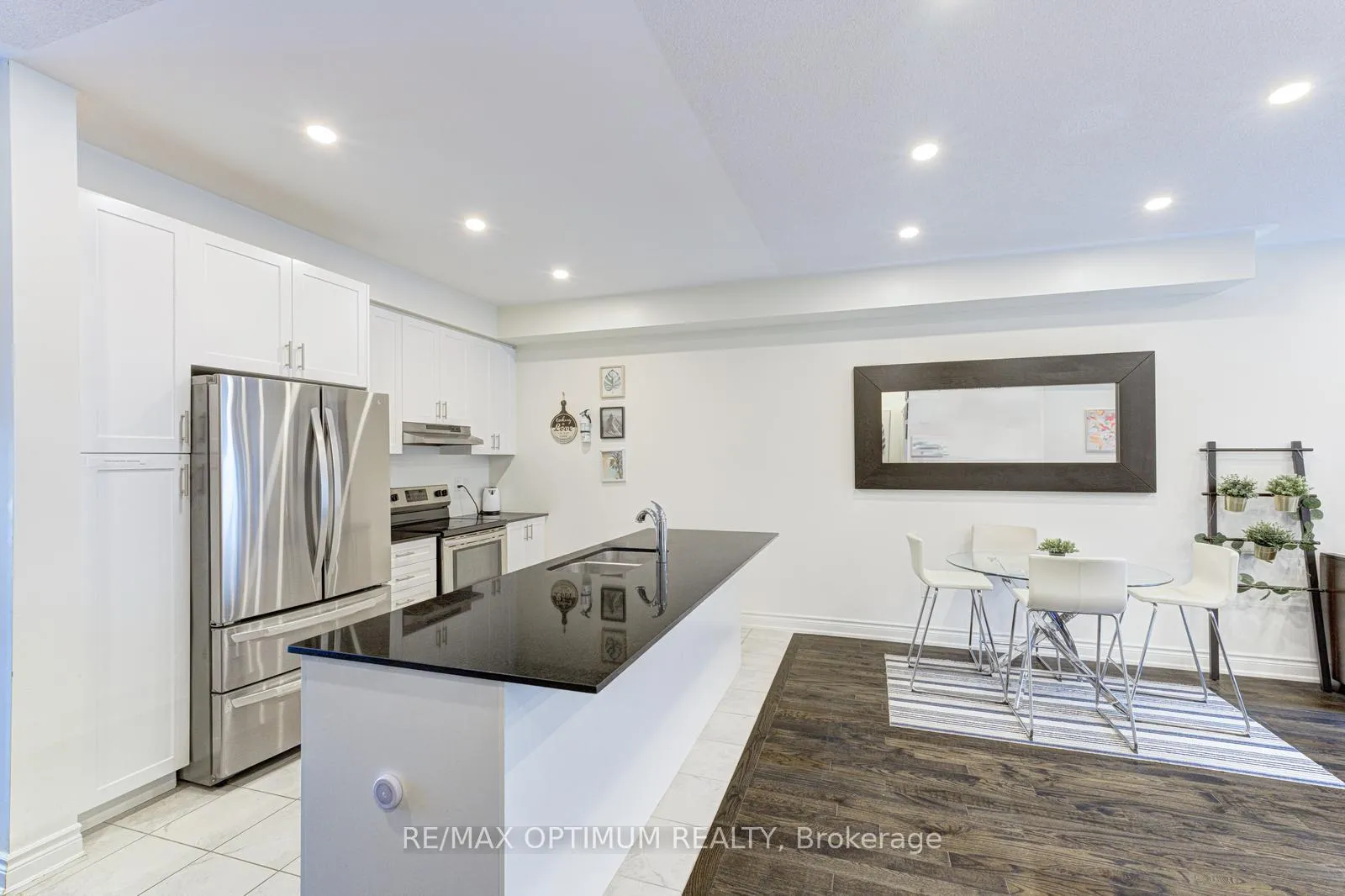 Photo 26 of 8644 Financial Drive, Brampton, Bram West — HOMEH