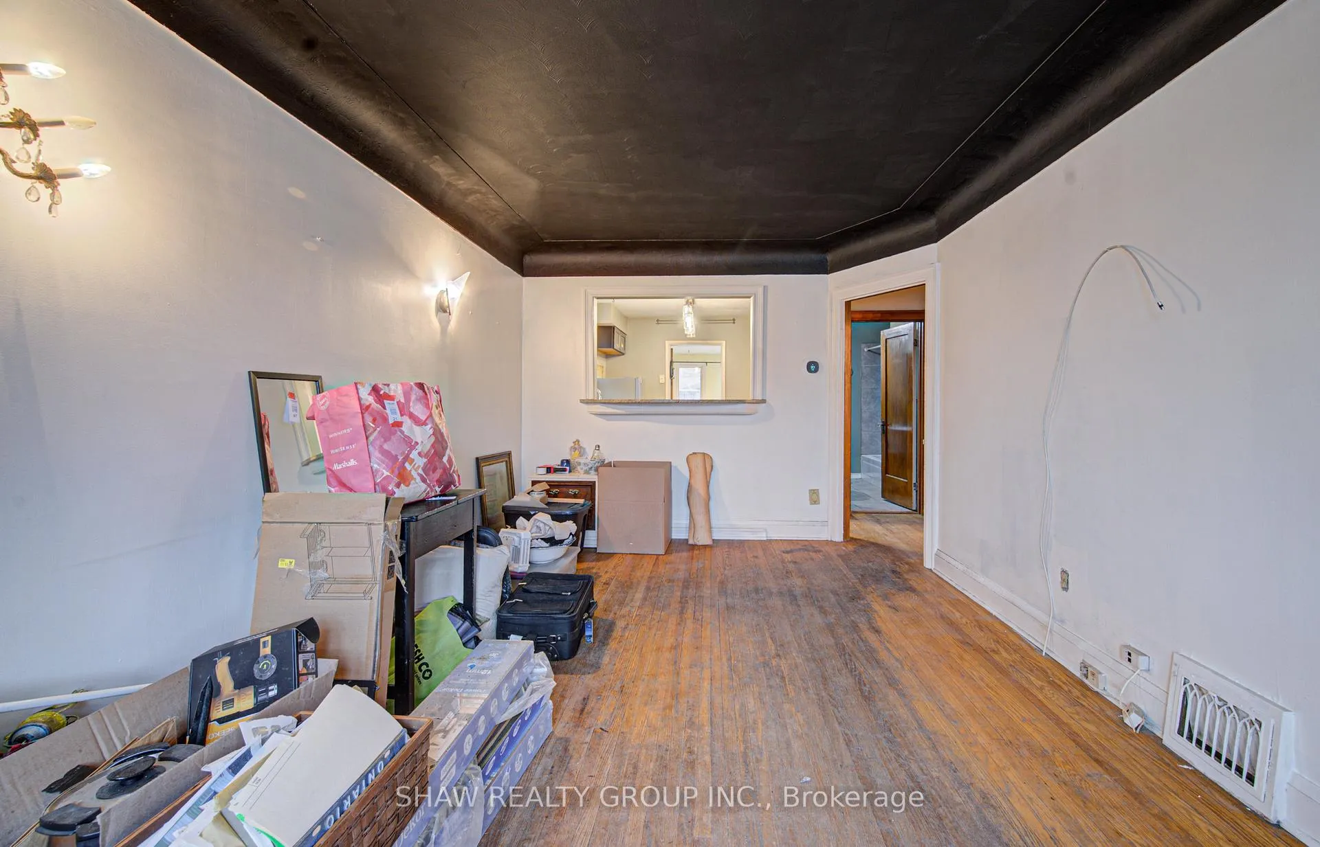 Photo 4 of 119 Cameron Avenue S, Hamilton, Bartonville — HOMEH